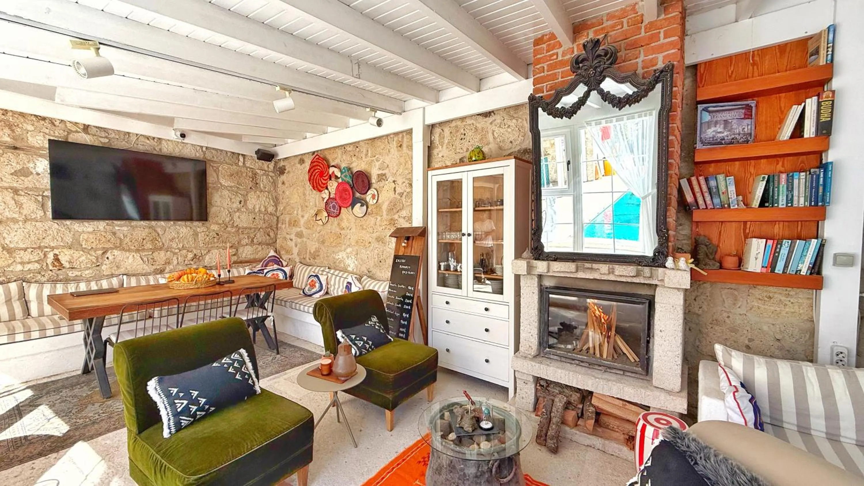 fireplace in Jardin d'Azur Alaçatı