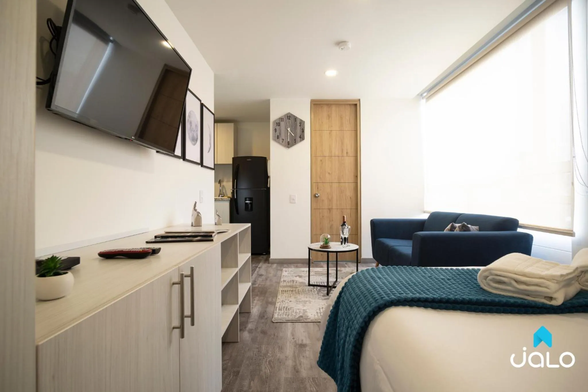 Bed in Torre Acqua Lofts - Downtown Bogota By Jalo