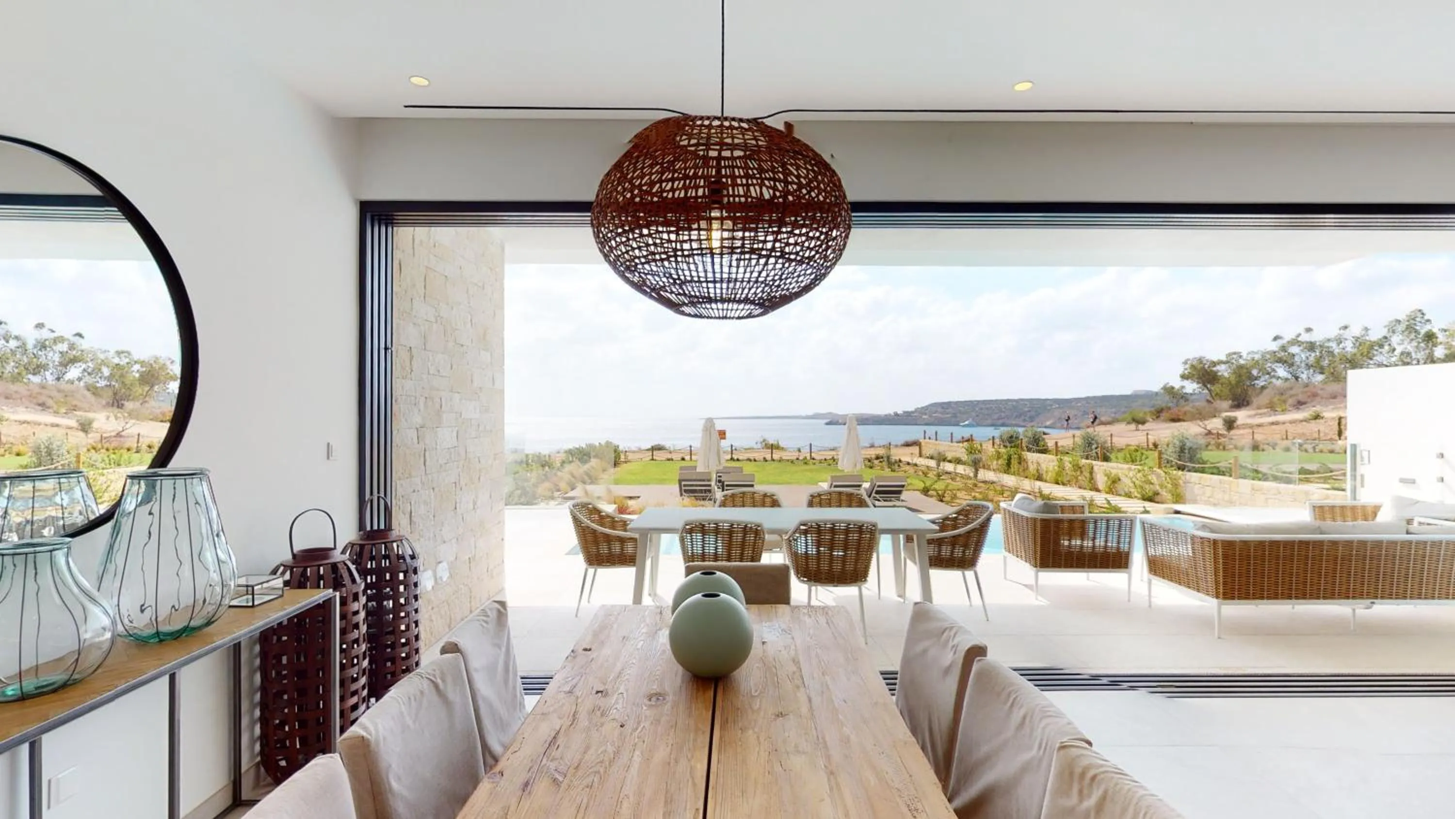 Dining area in Periyiali Konnos Villas Beach Resort