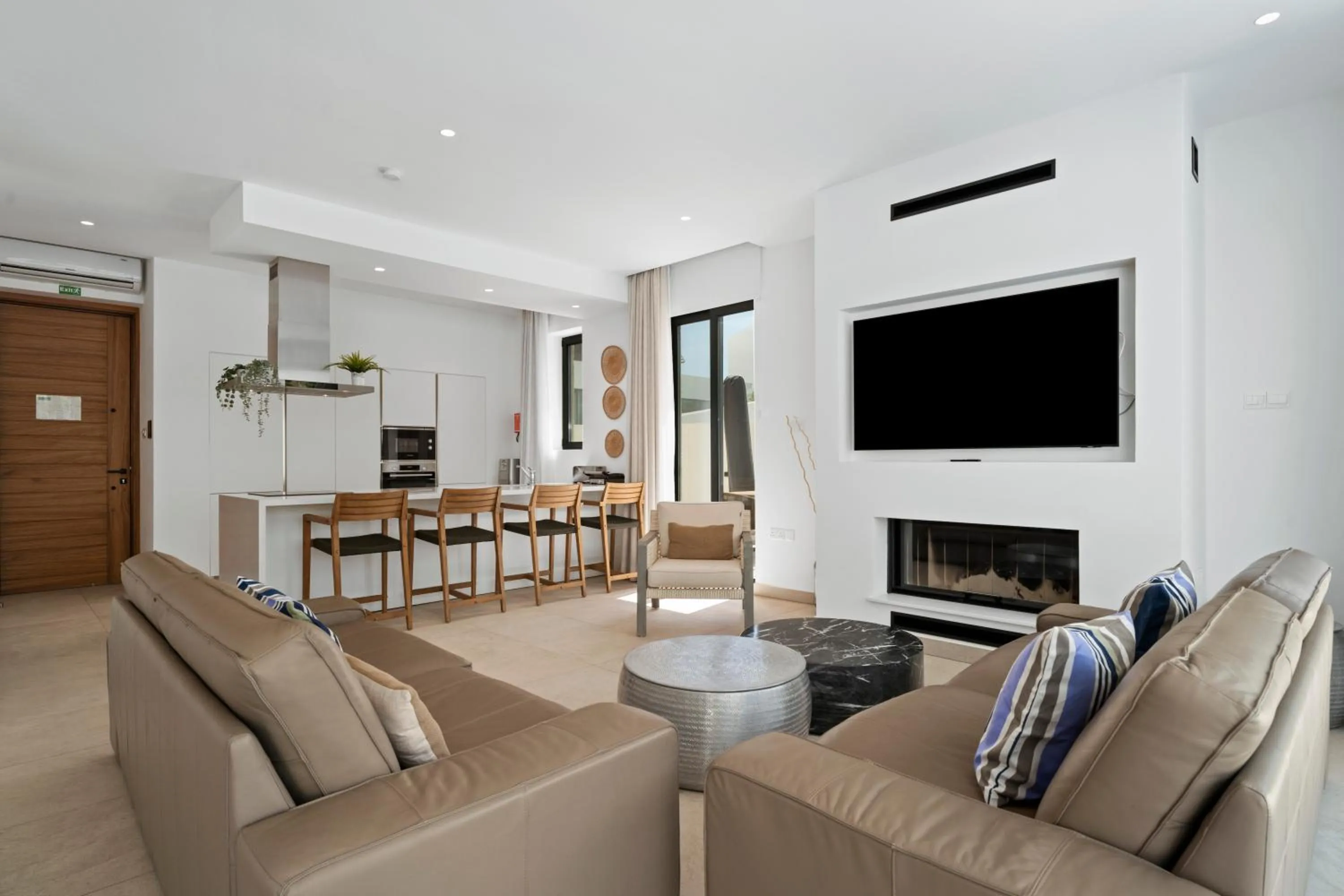 Living room in Periyiali Konnos Villas Beach Resort