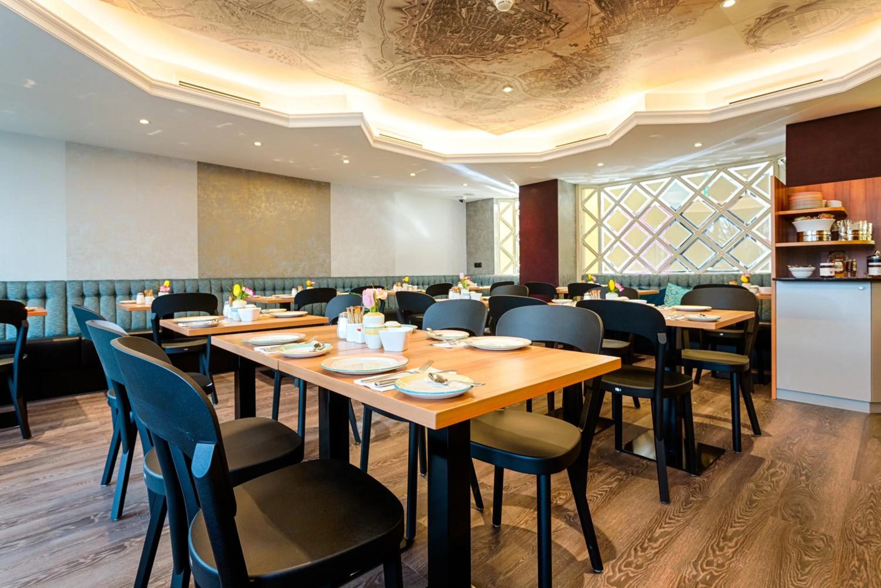 Restaurant/places to eat in Hotel Capricorno