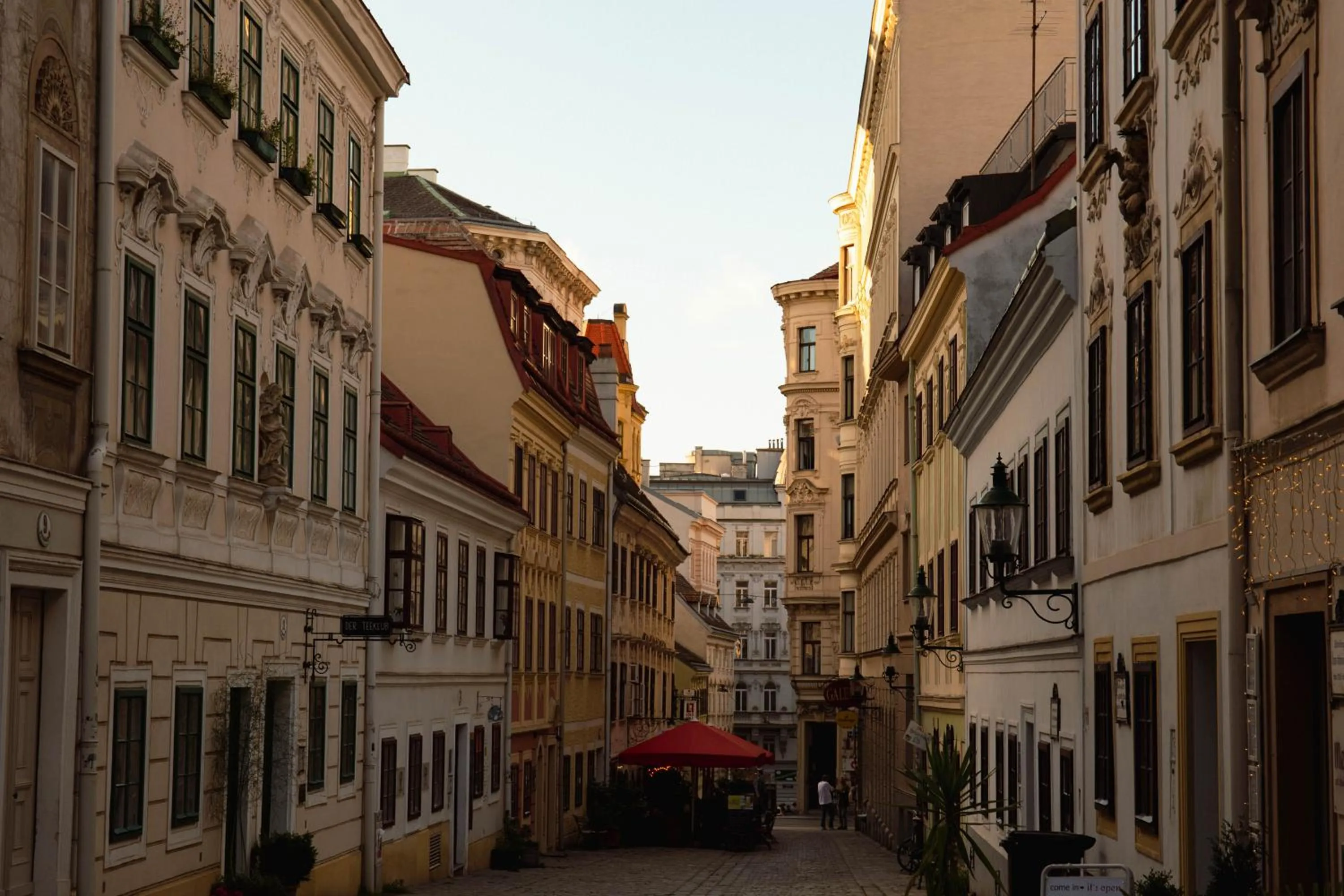 Neighbourhood in Miiro Spittelberg NEW OPENING