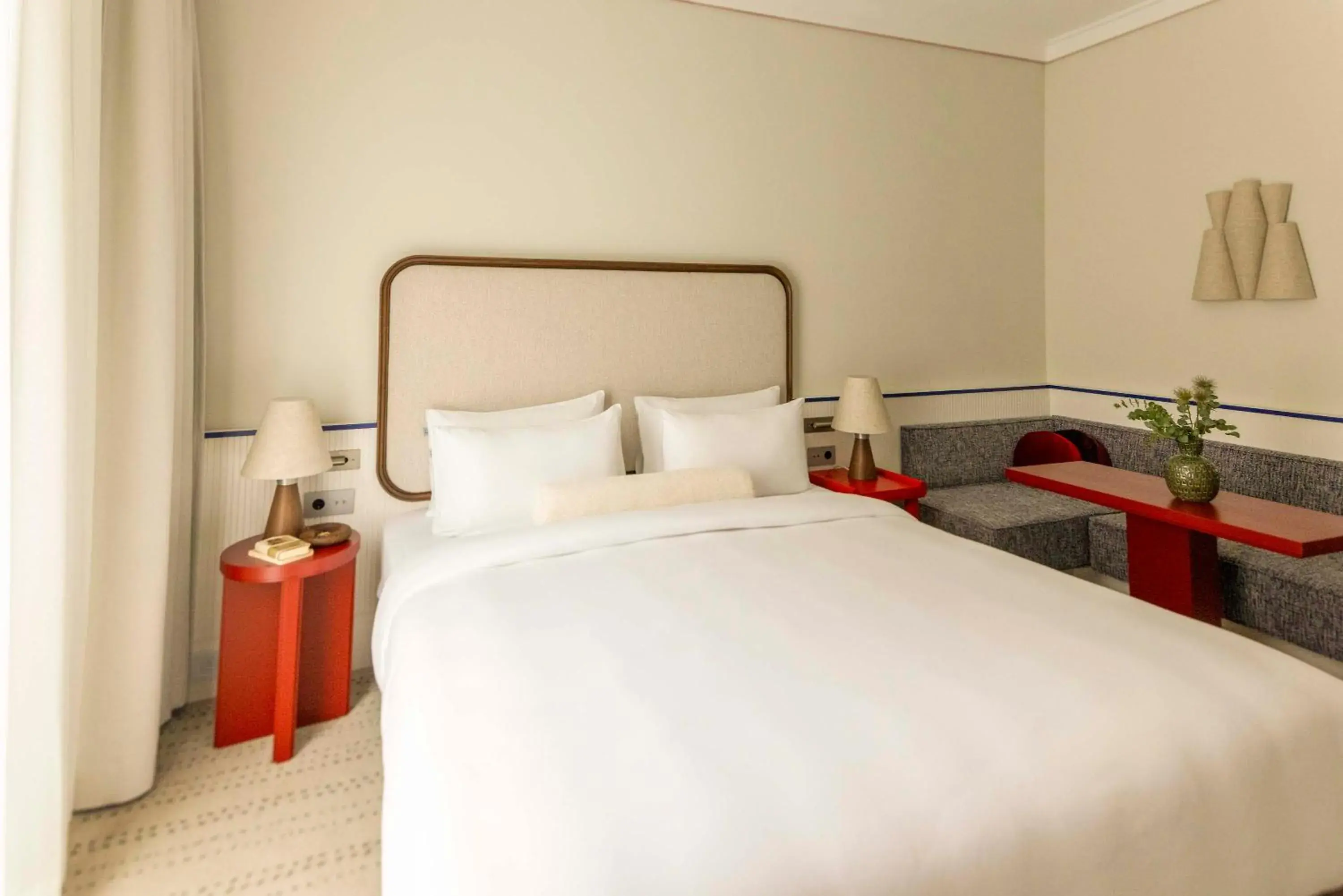 Bedroom, Bed in Miiro Spittelberg NEW OPENING Bedroom, Bed in Miiro Spittelberg NEW OPENING