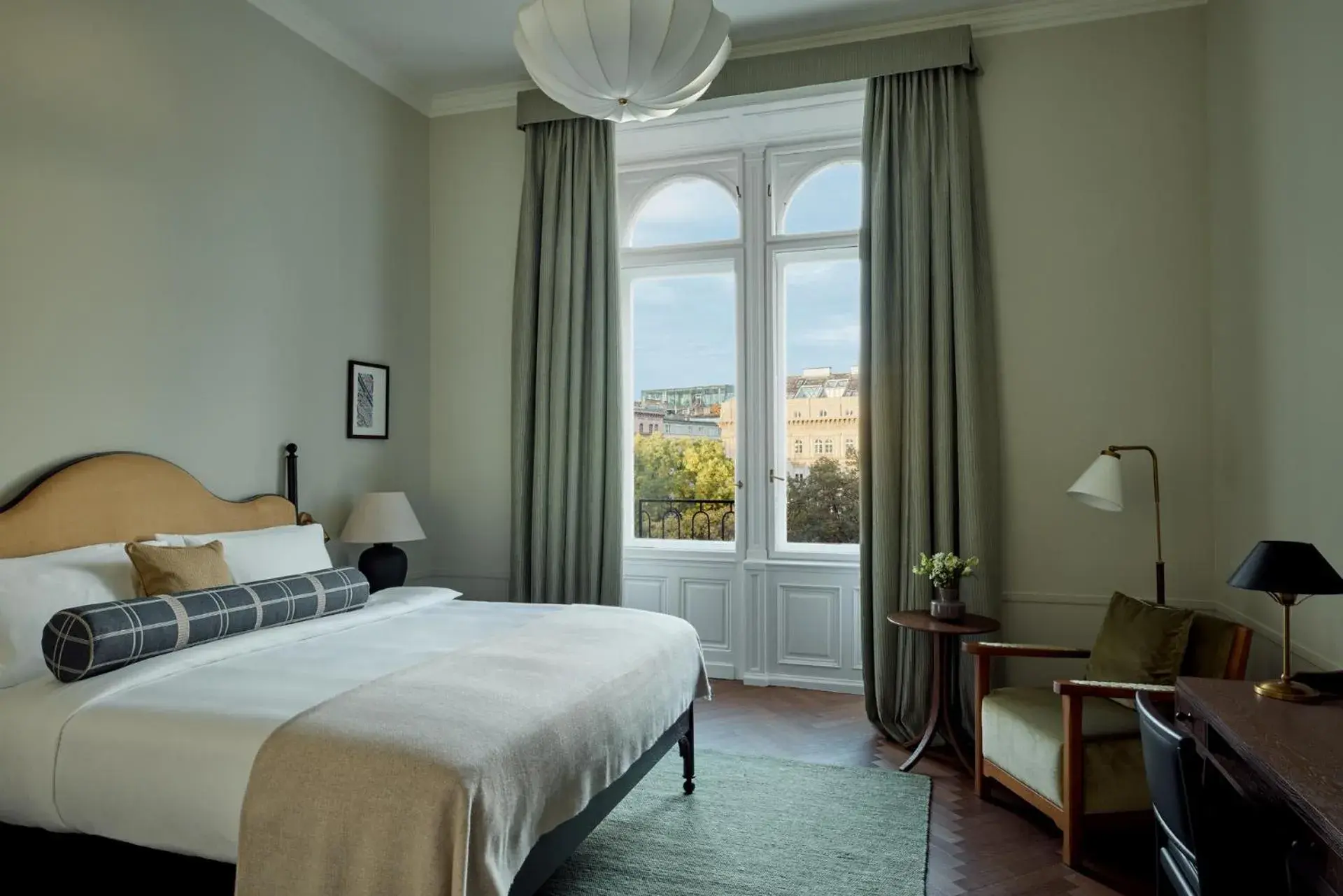 Bedroom, Bed in Miiro Palais Rudolf NEW OPENING Bedroom, Bed in Miiro Palais Rudolf NEW OPENING