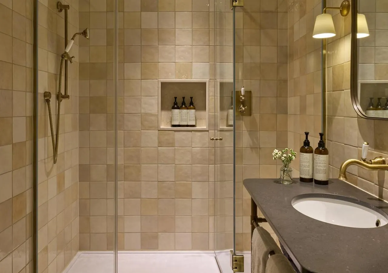 Bathroom in Miiro Palais Rudolf NEW OPENING