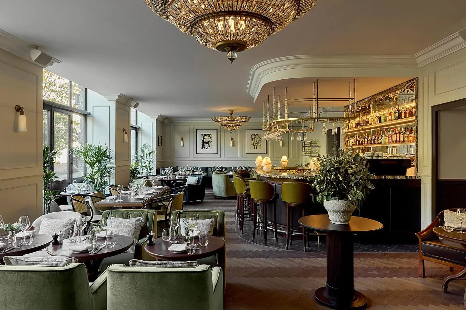 Restaurant/places to eat in Miiro Palais Rudolf NEW OPENING Restaurant/places to eat in Miiro Palais Rudolf NEW OPENING