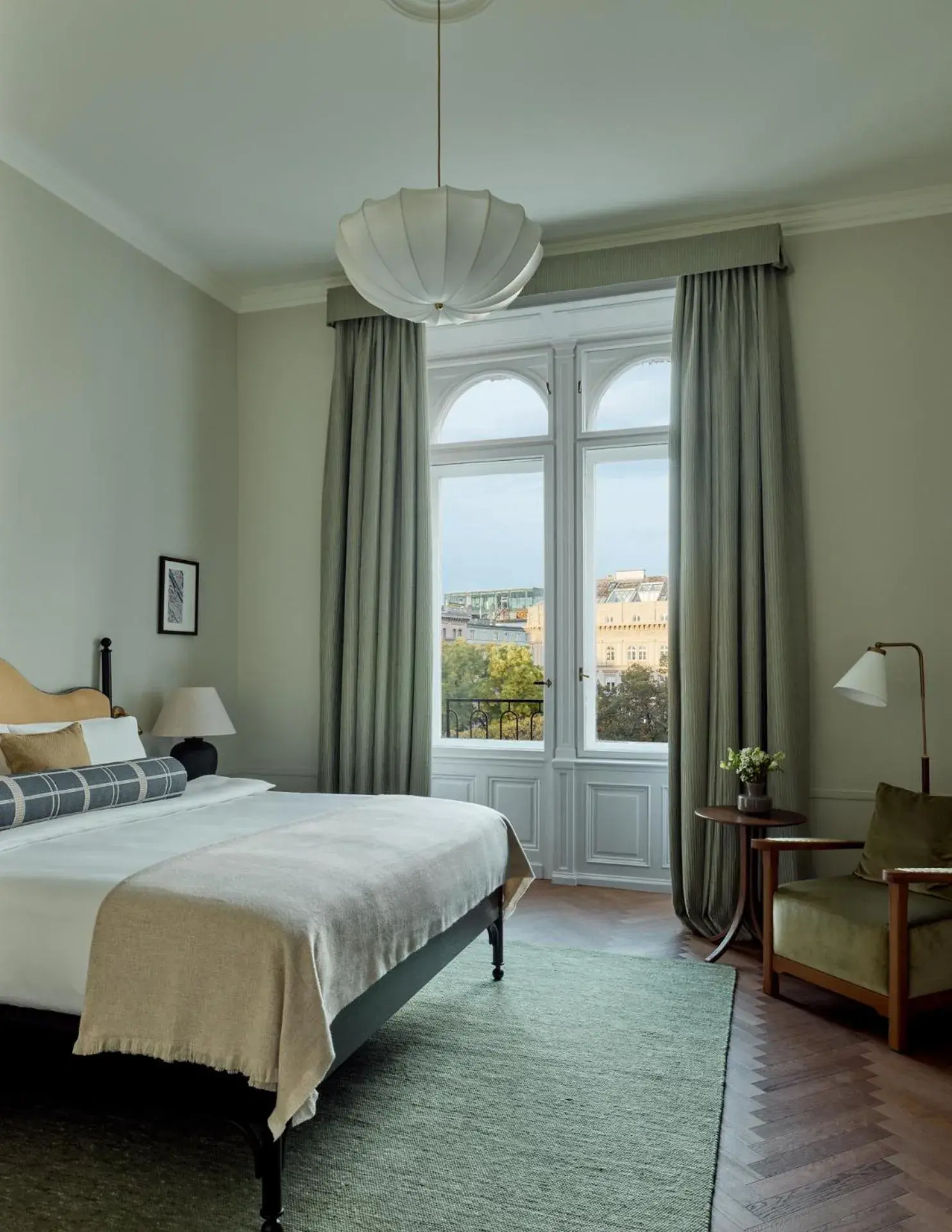 Bedroom, Bed in Miiro Palais Rudolf NEW OPENING Bedroom, Bed in Miiro Palais Rudolf NEW OPENING