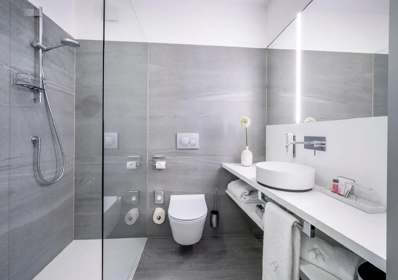 Shower in Boutique Hotel Hauser