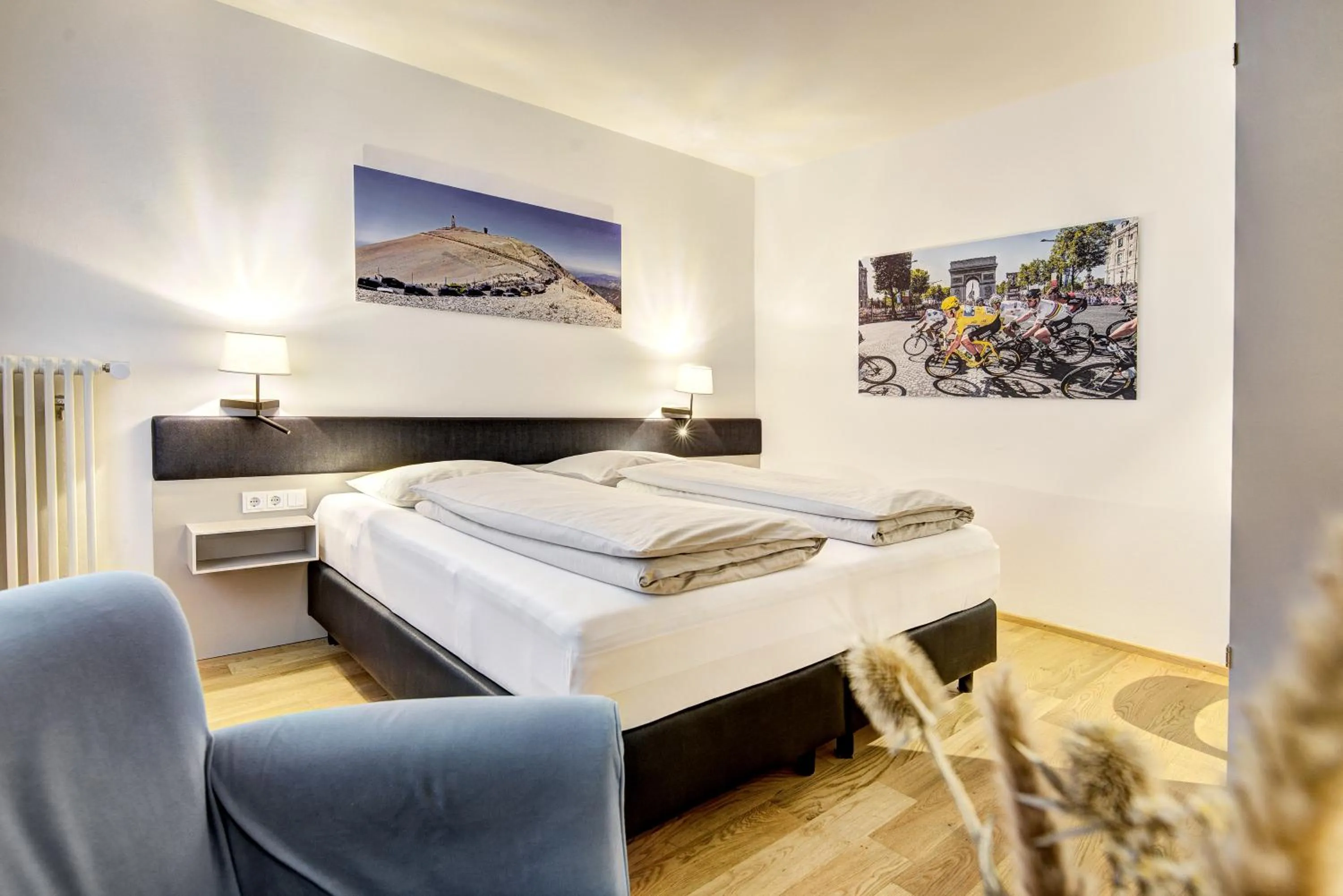 Cycling, Bed in Boutique Hotel Hauser