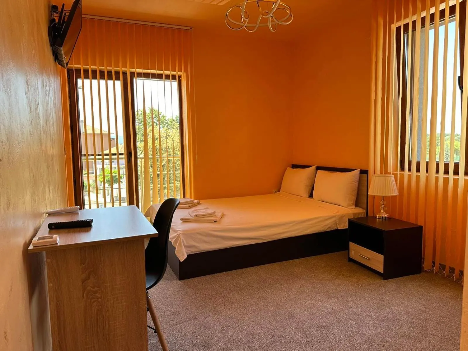 Photo of the whole room, Bed in Complex MONACO HOTEL & CASINO