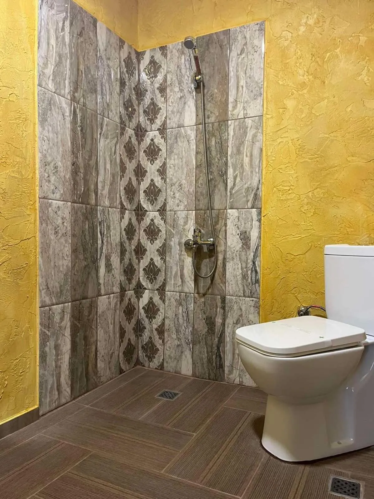 Shower in Complex MONACO HOTEL & CASINO