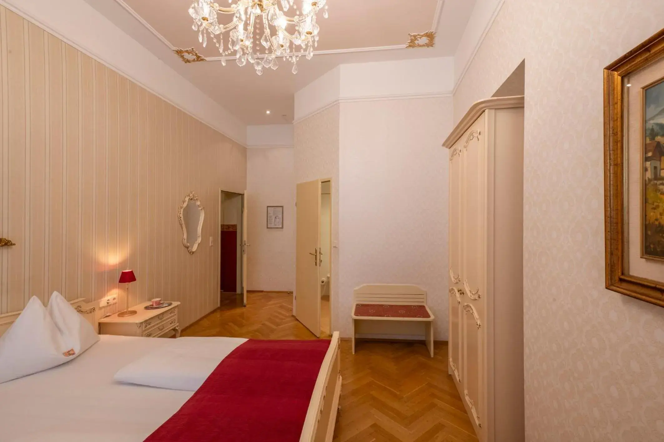 Bedroom, Bed in Pertschy Palais Hotel Bedroom, Bed in Pertschy Palais Hotel