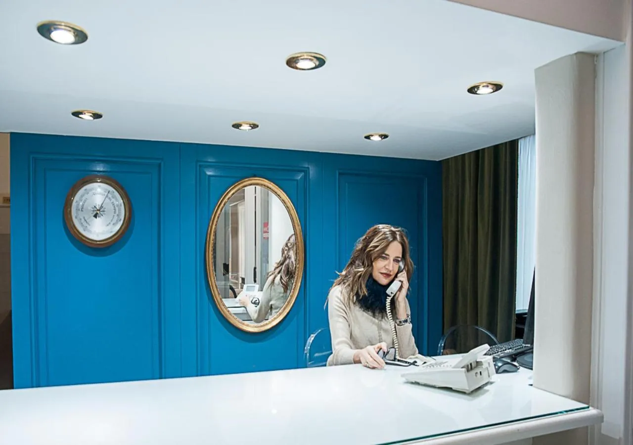 Lobby or reception in Hotel Bristol