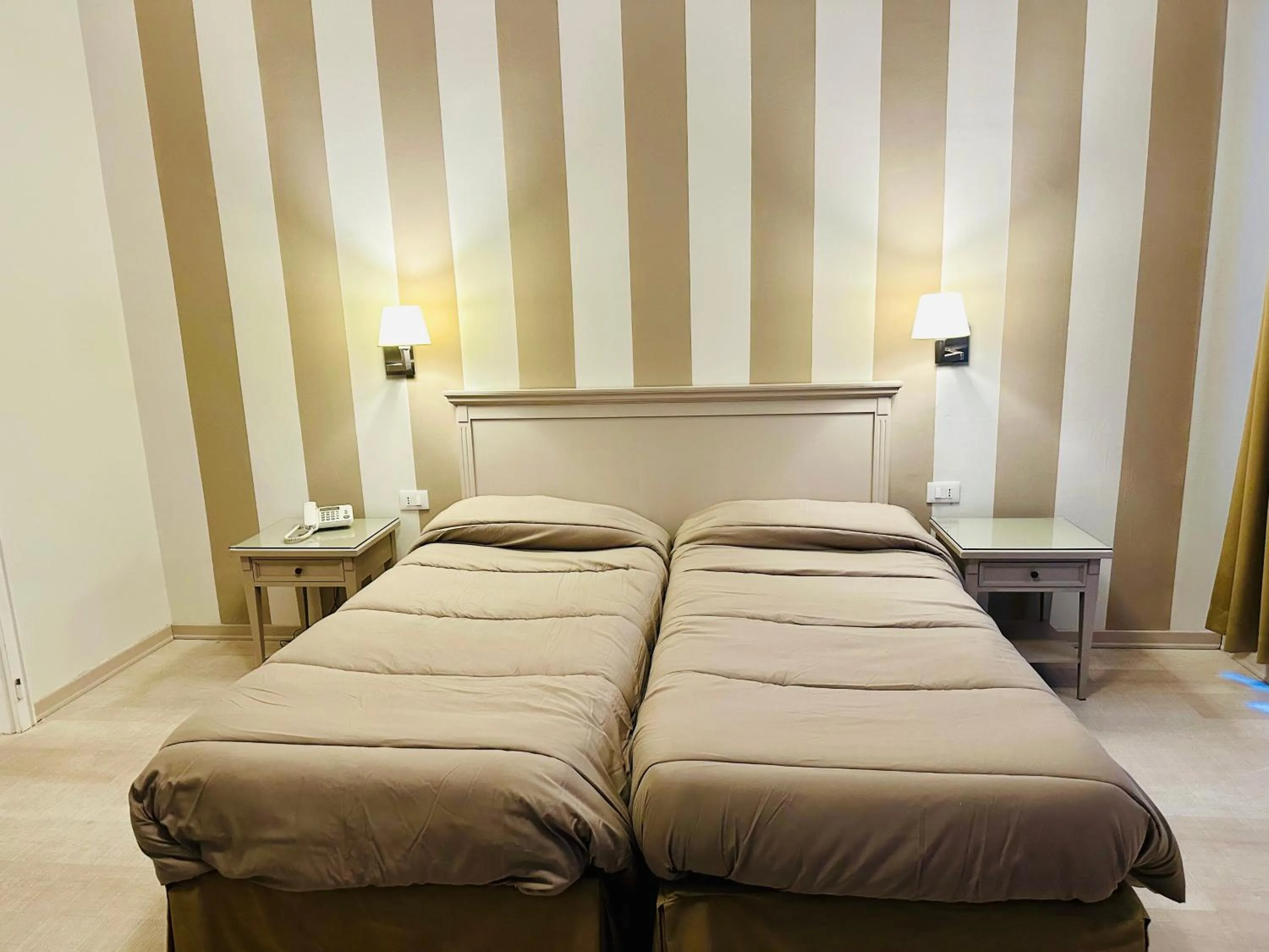 Bed in Hotel Bristol