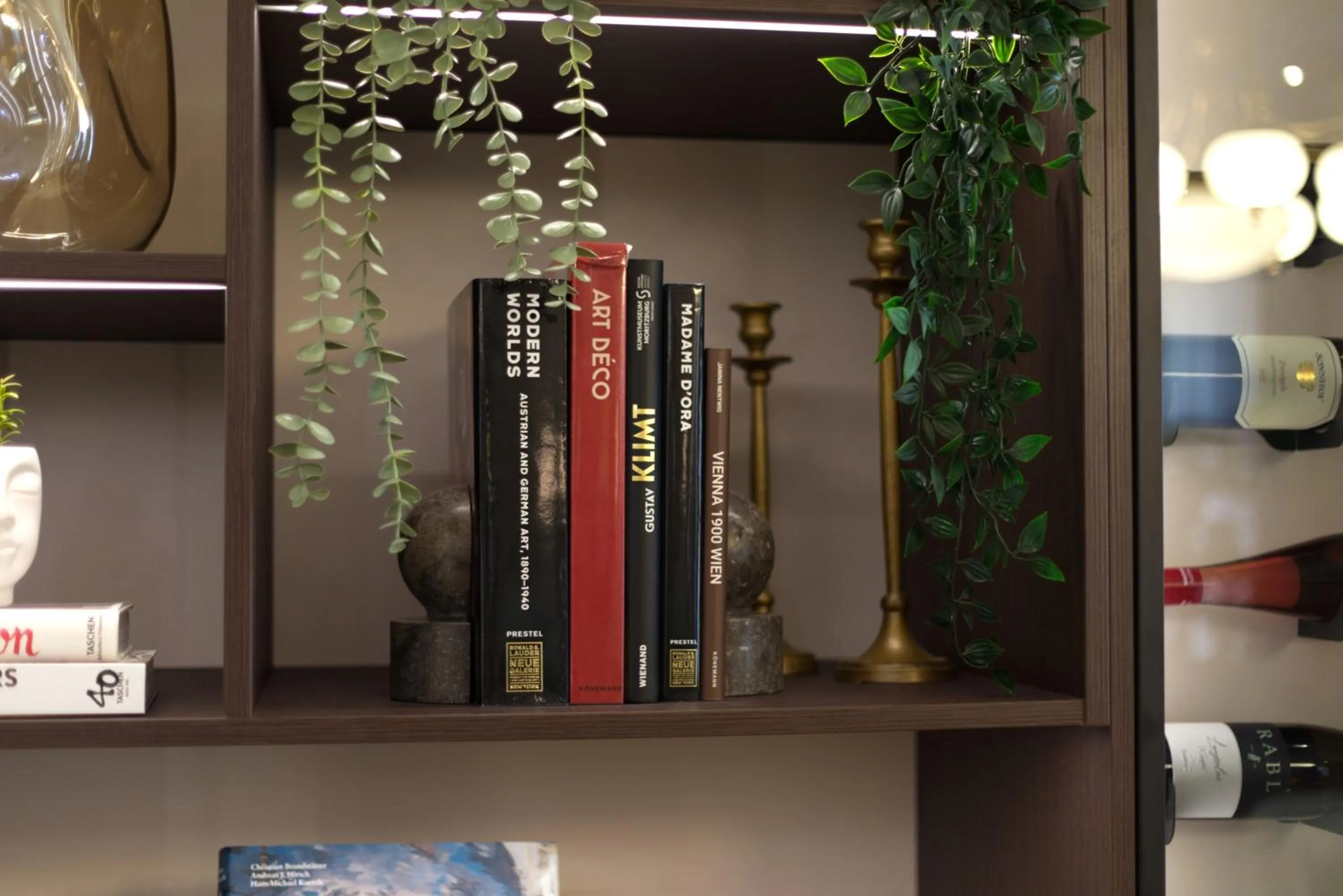 Decorative detail in Drei Kronen Hotel Wien City