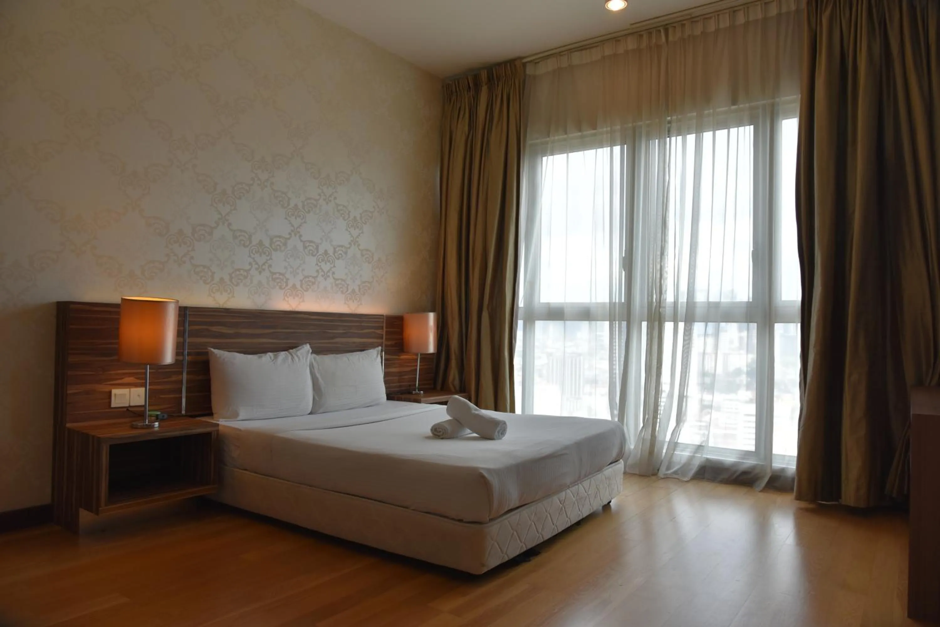 Bed in Wonderful KLCC View at Regalia Suites