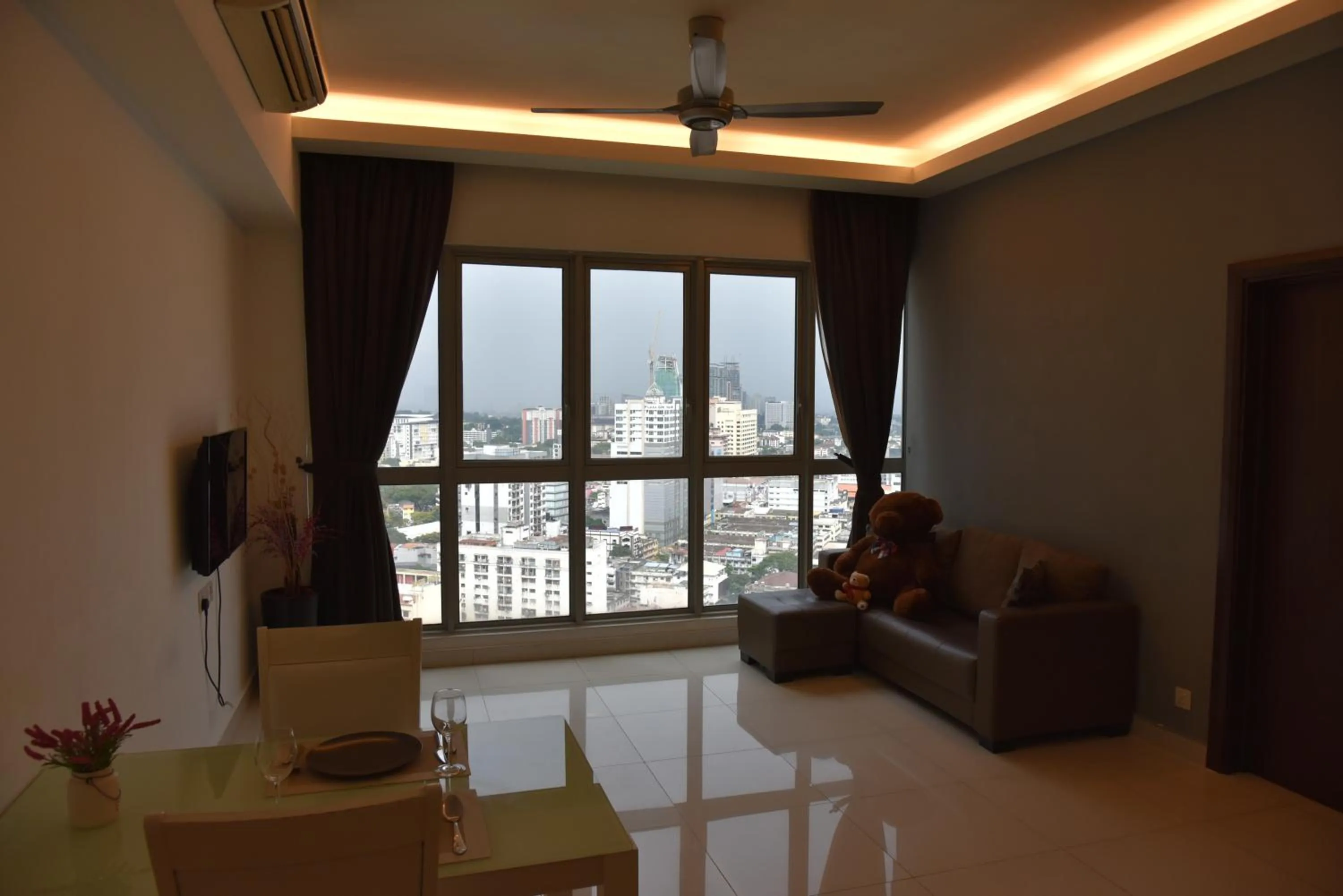 Wonderful KLCC View at Regalia Suites