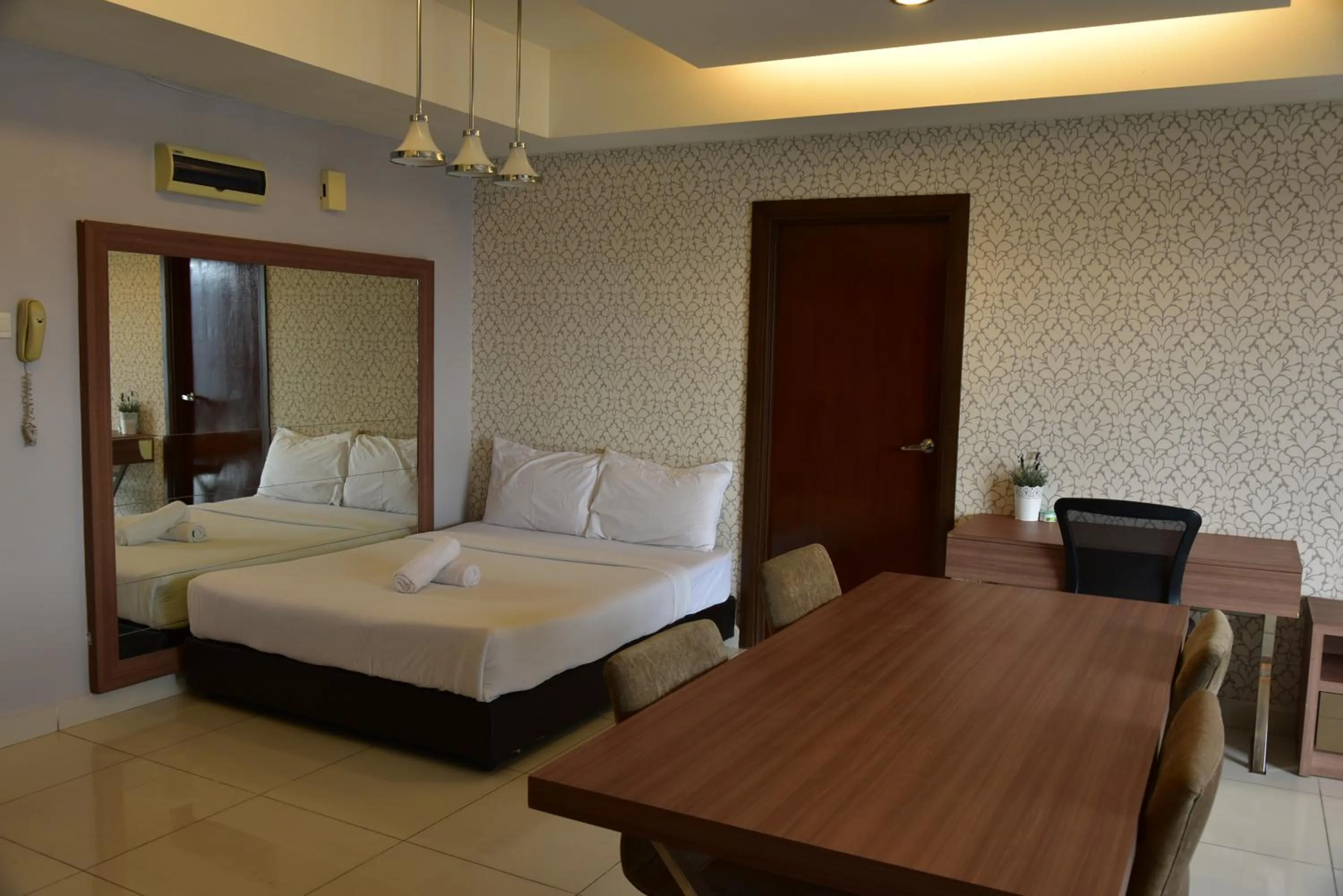 Bed in Wonderful KLCC View at Regalia Suites