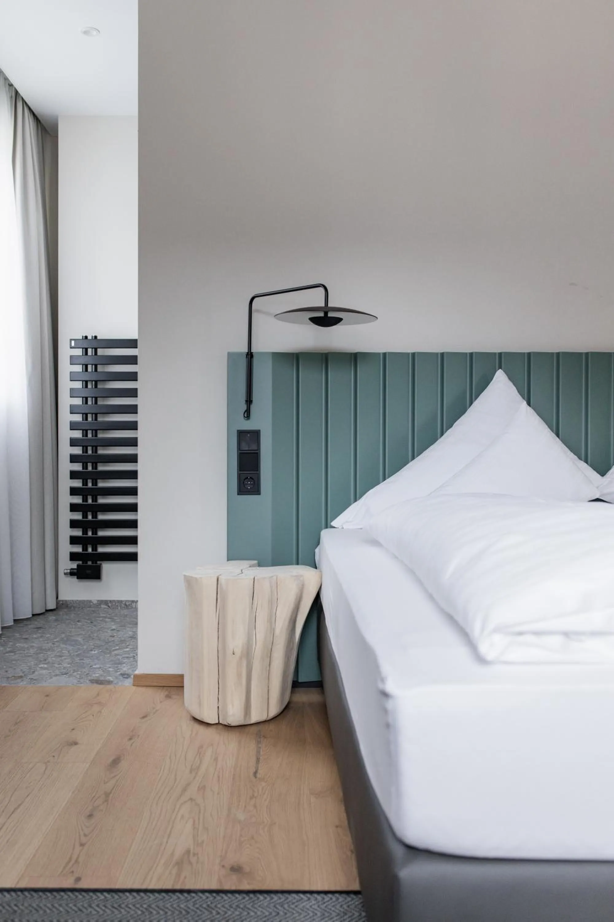 Bed in Stadthotel Goldenes Schiff