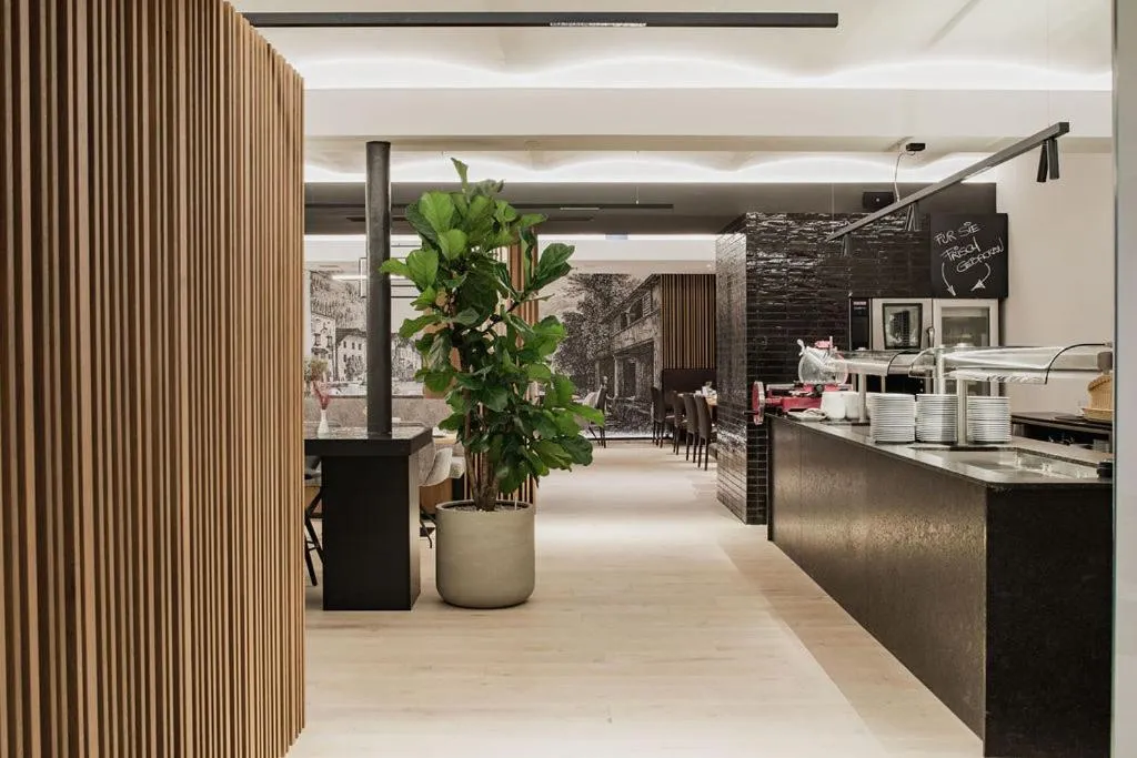 Breakfast in Stadthotel Goldenes Schiff