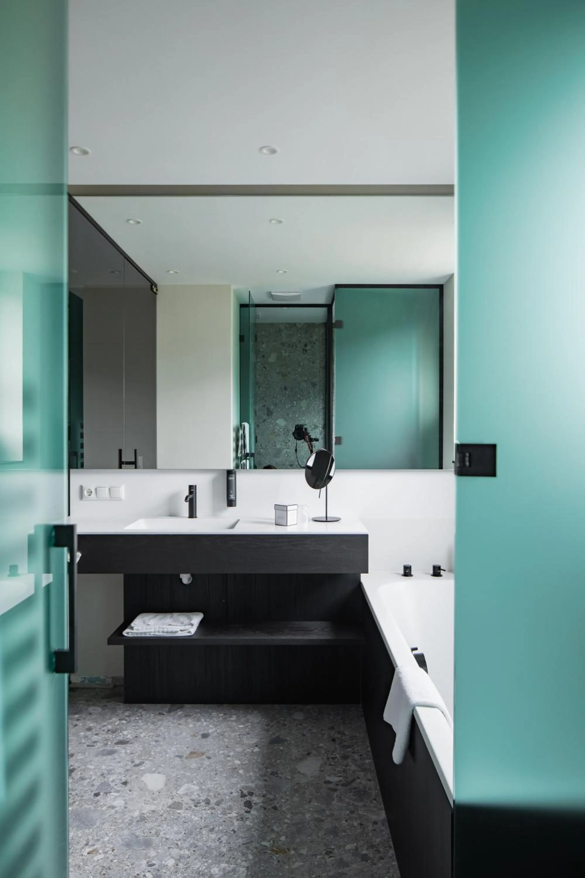 Bathroom in Stadthotel Goldenes Schiff