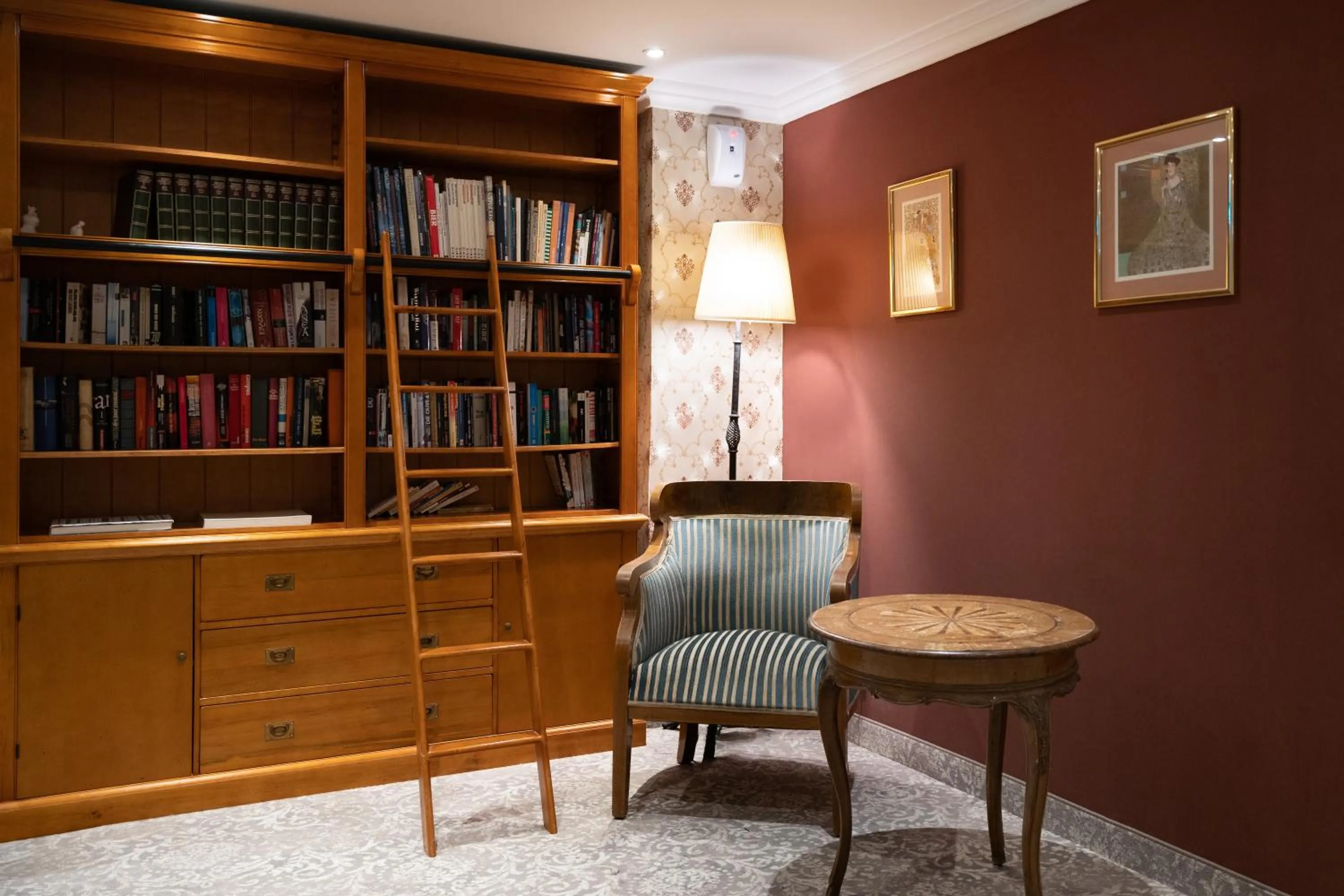 Library in Altstadthotel Kasererbräu