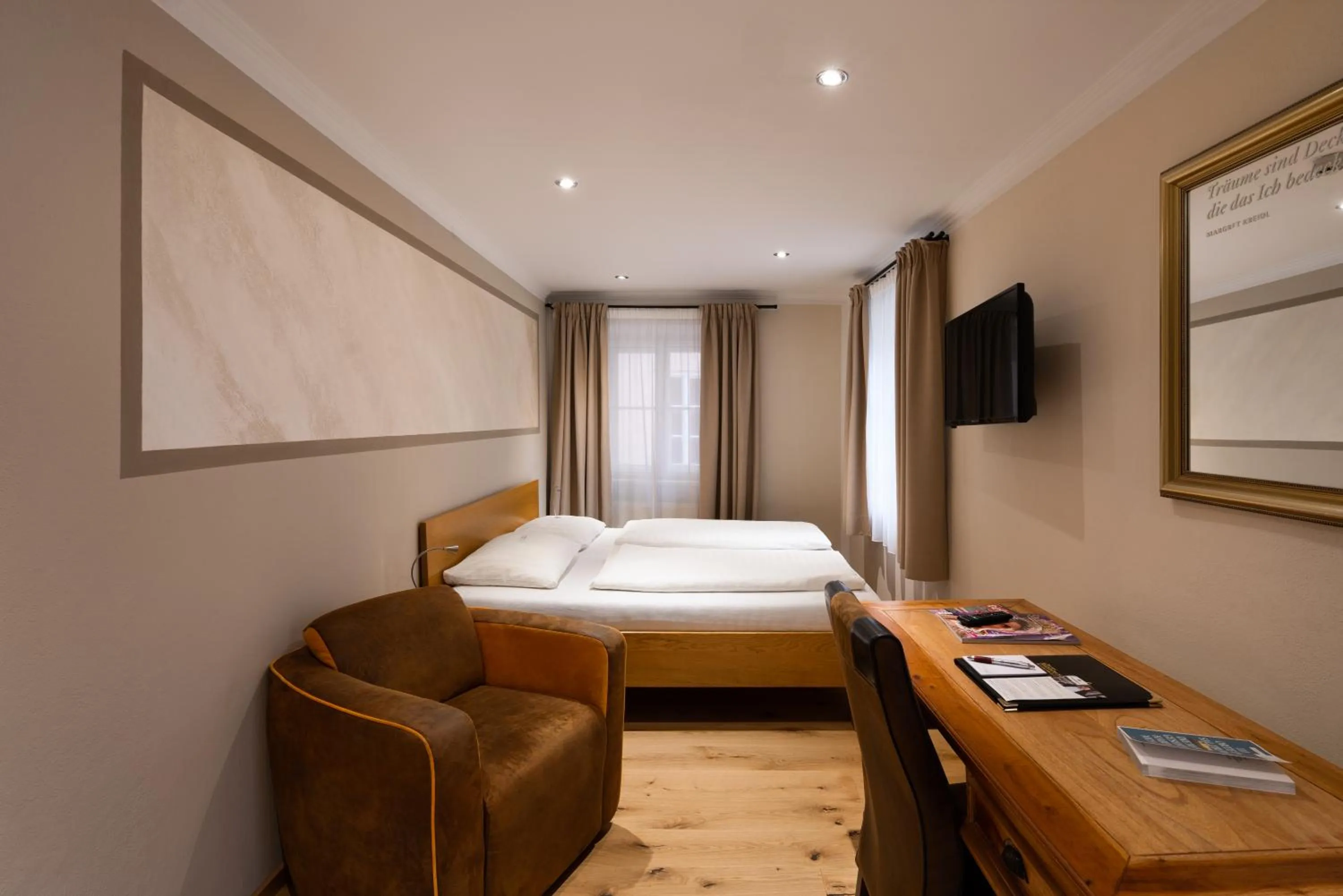 Bedroom, Bed in Altstadthotel Kasererbräu