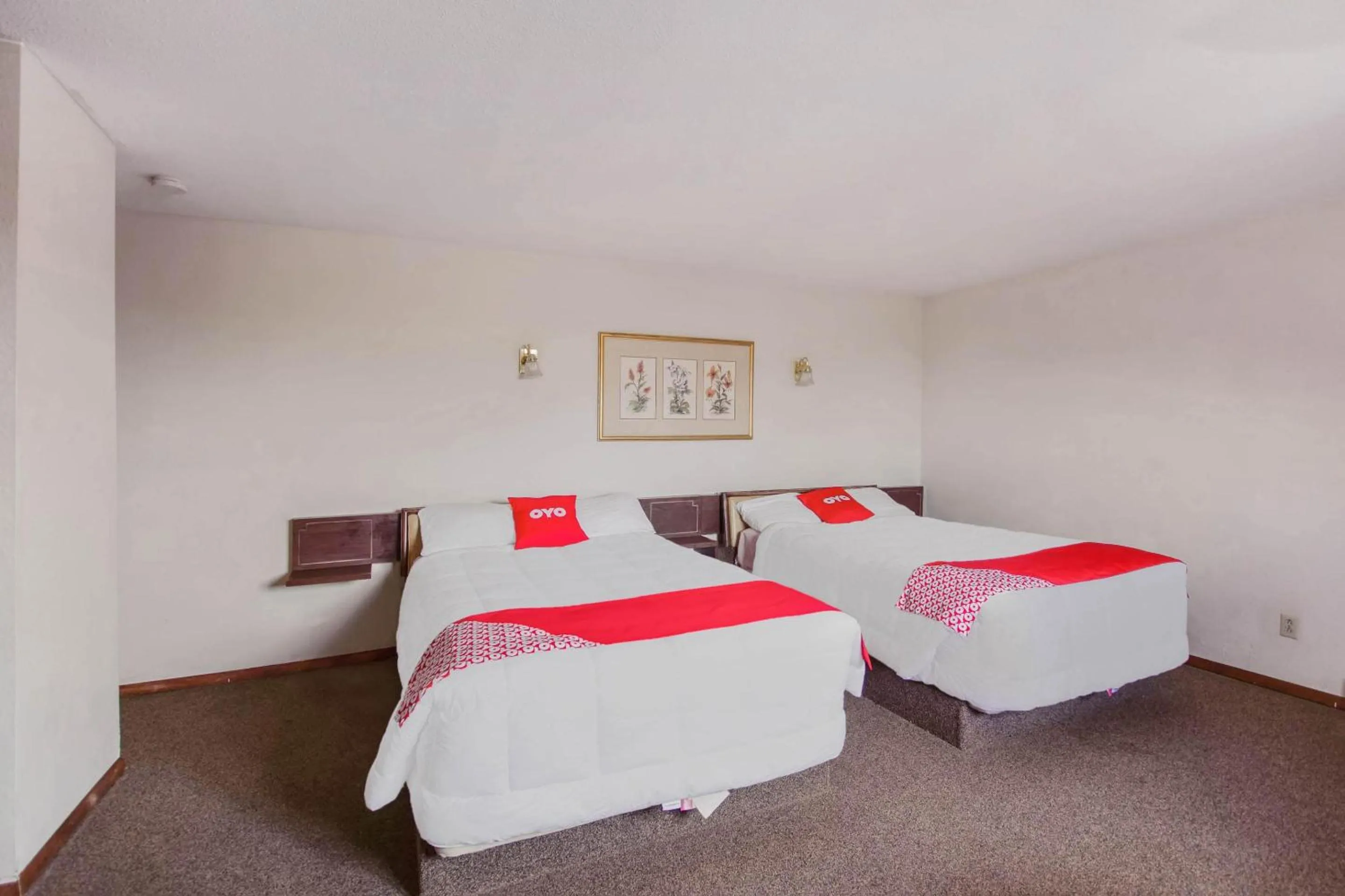 Bed in OYO Hotel Cheyenne Wells - US 40