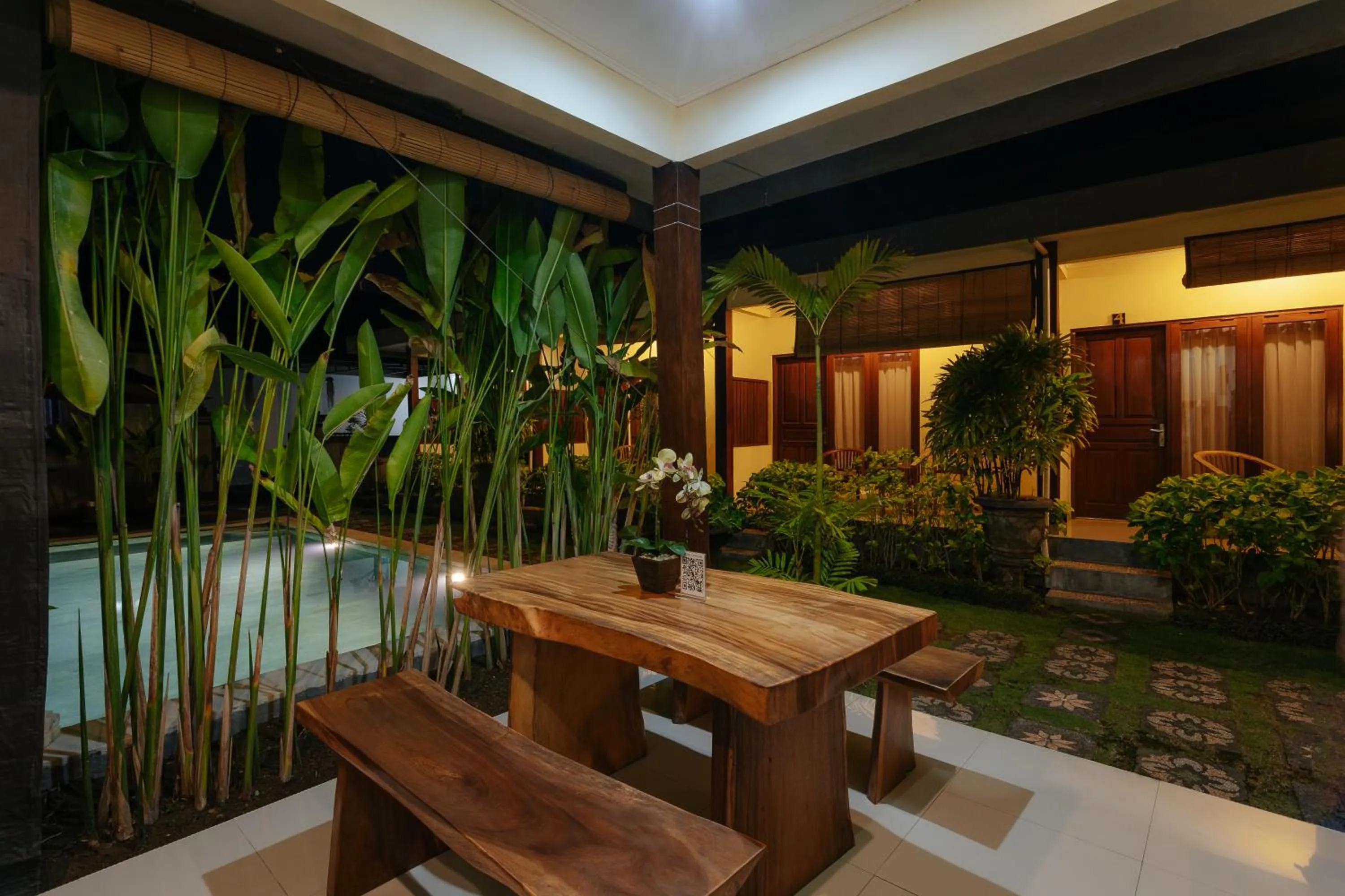 BUBU CANGGU Guesthouse