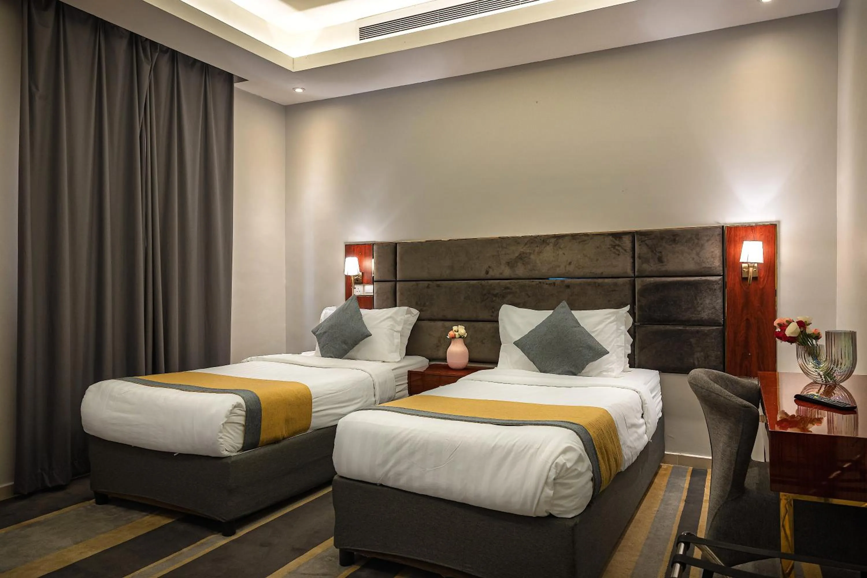 Bed in Rasis Serviced Apartments