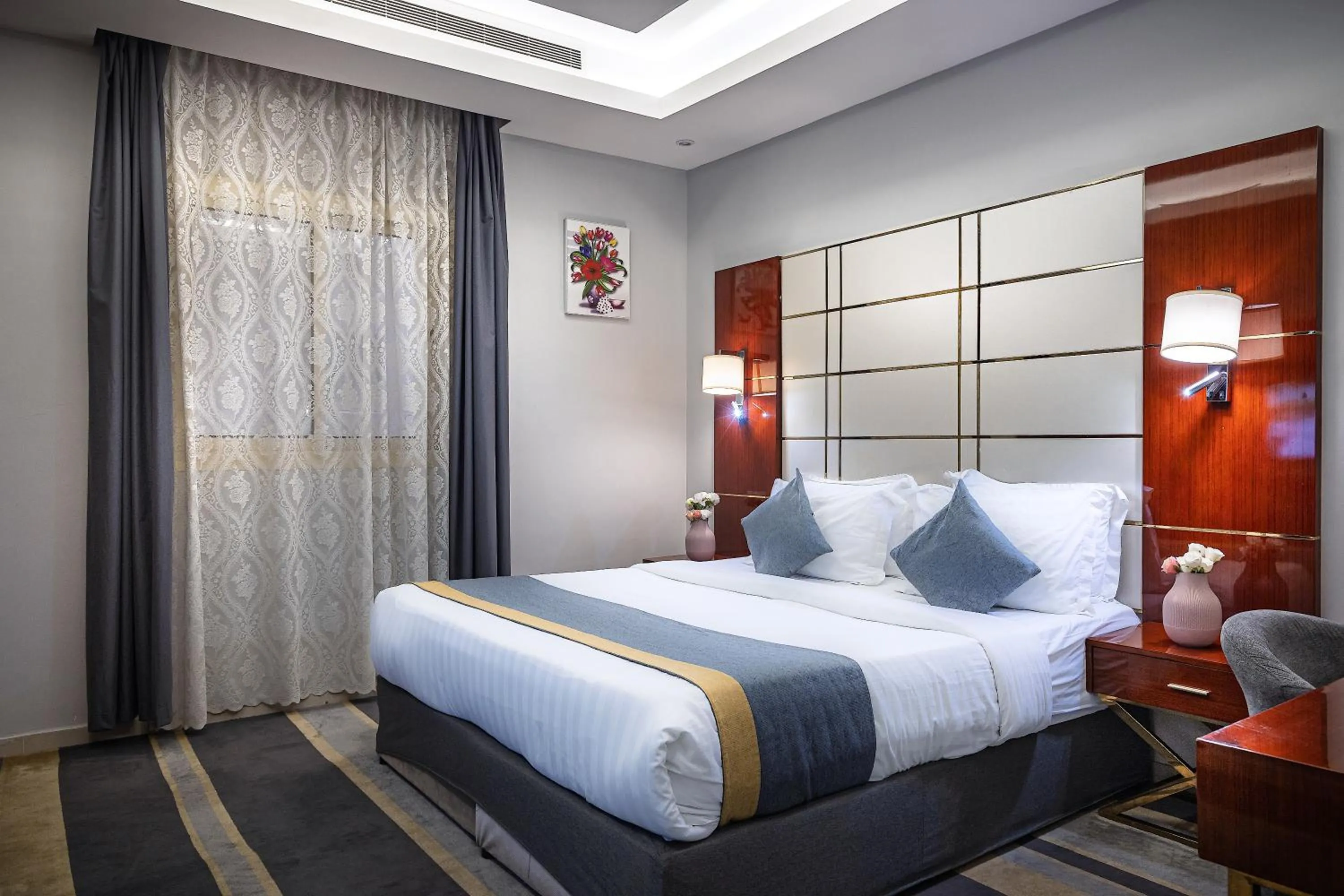 Bed in Rasis Serviced Apartments