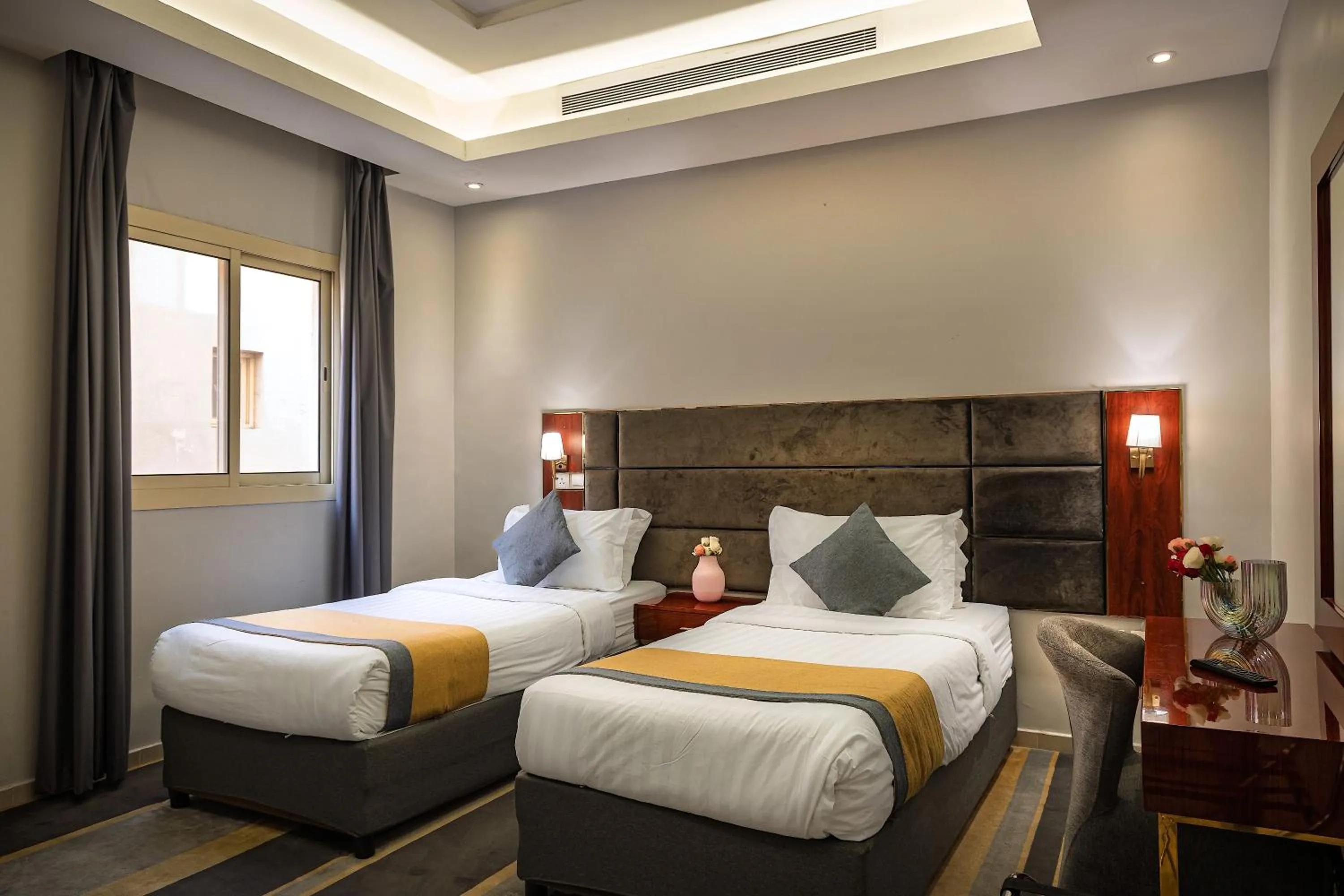 Bed in Rasis Serviced Apartments