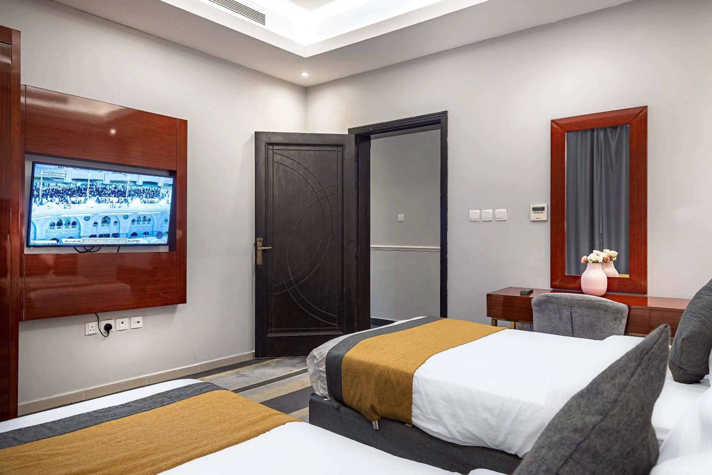 Bed in Rasis Serviced Apartments