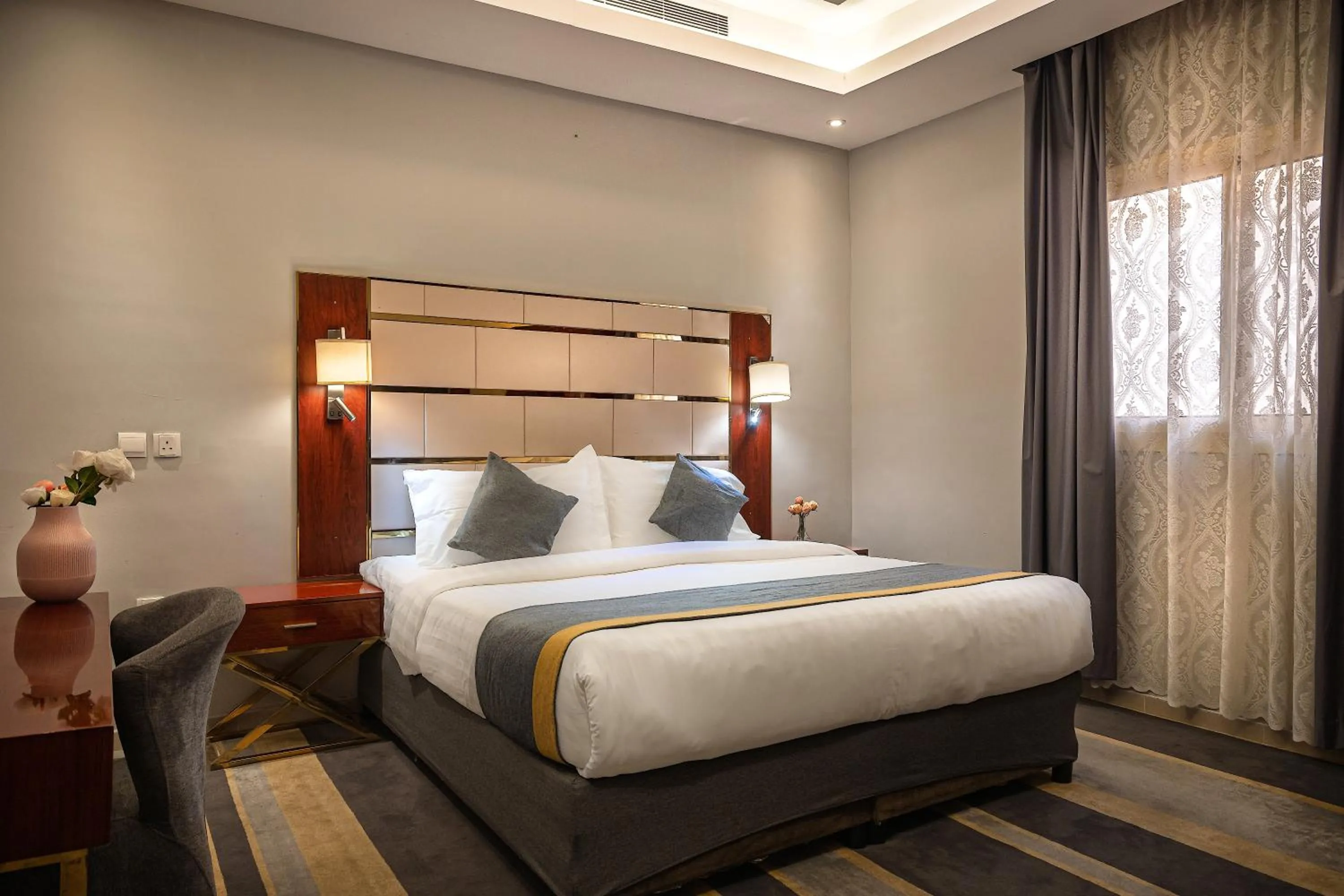 Bed in Rasis Serviced Apartments
