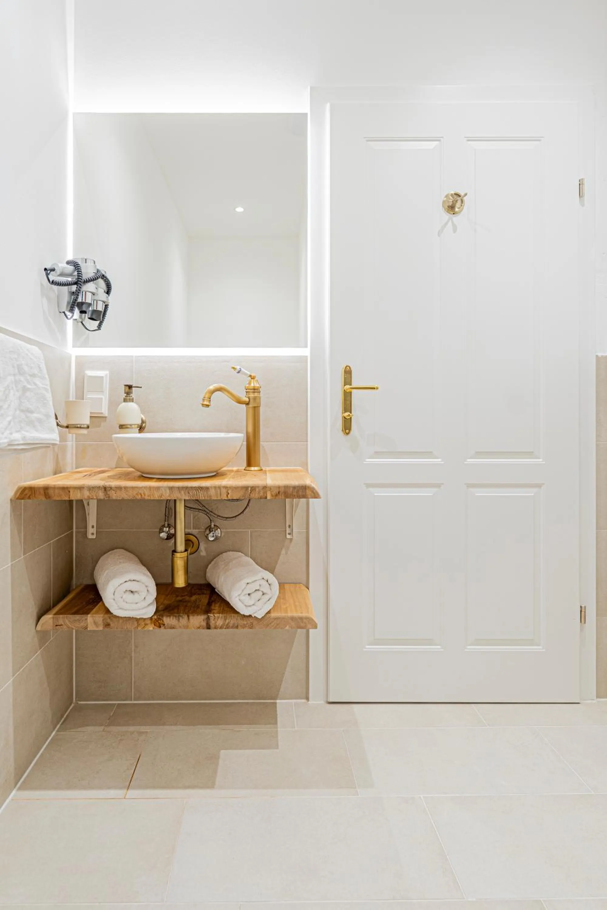 Bathroom in Aviano Boutique Hotel