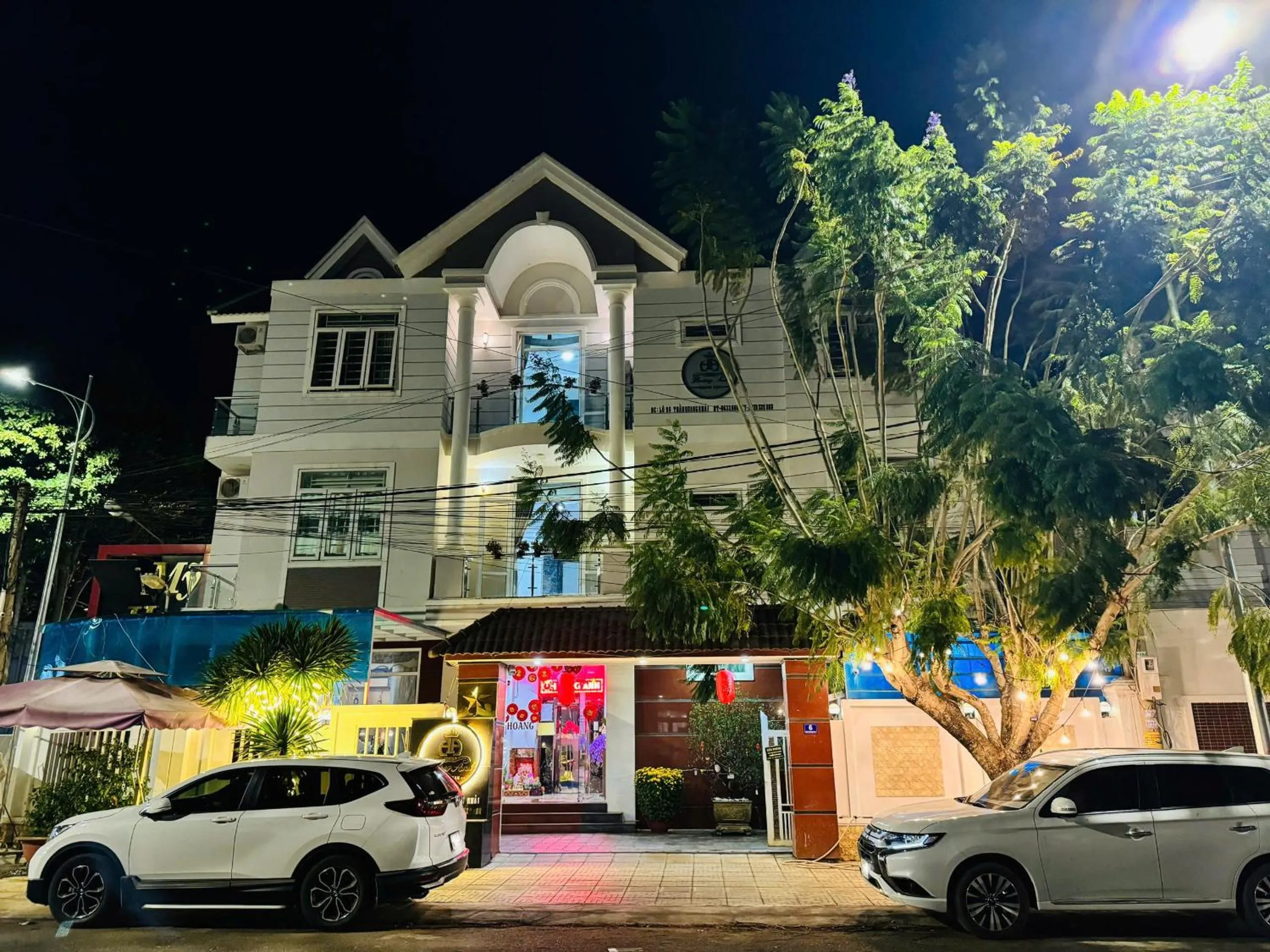 Property building in Hoàng Anh hotel