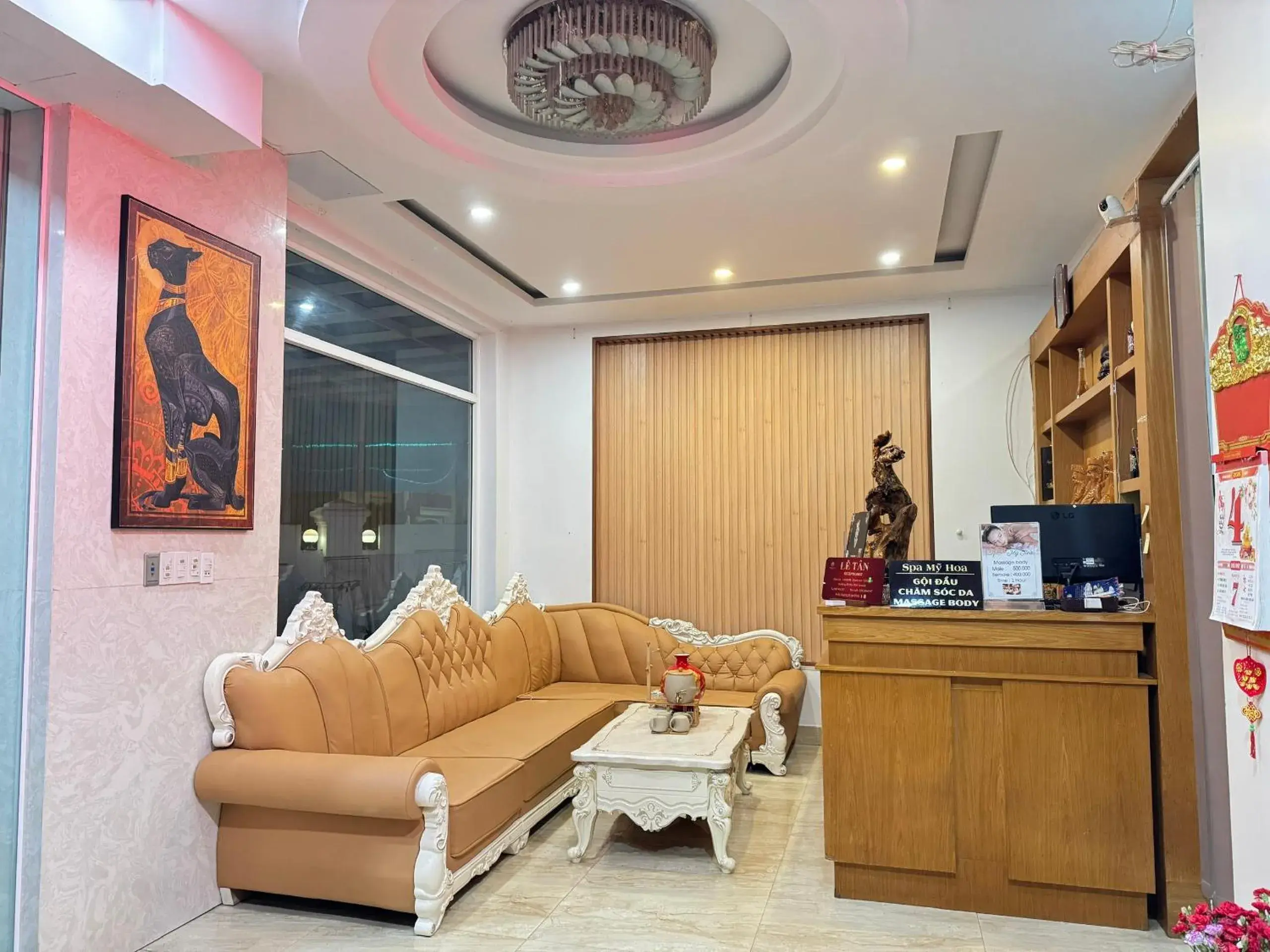 Lobby or reception in Hoàng Anh hotel Lobby or reception in Hoàng Anh hotel