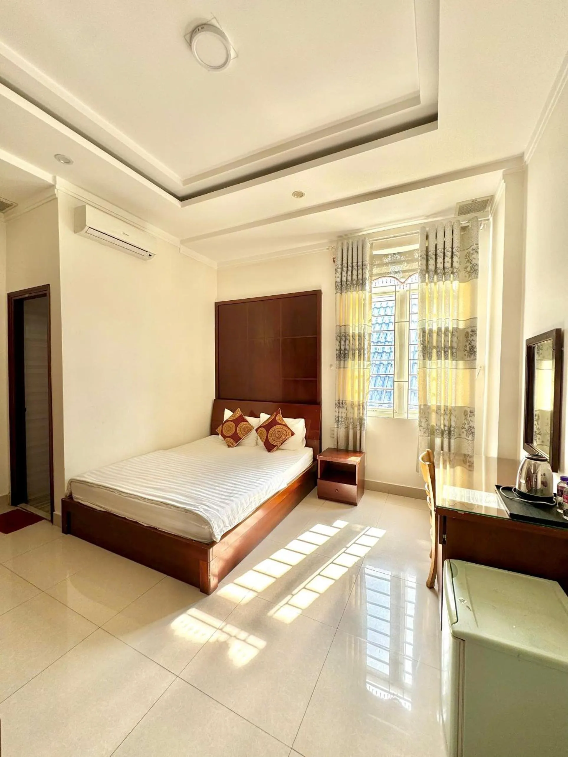 Photo of the whole room, Bed in Hoàng Anh hotel