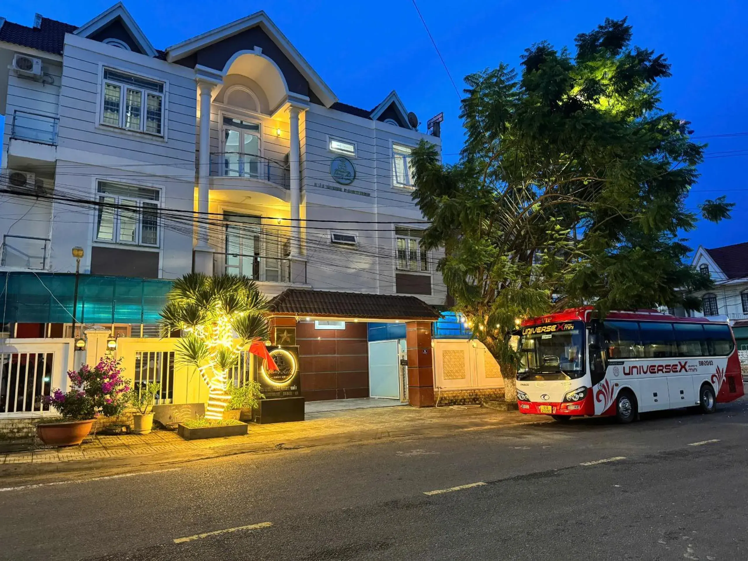 Property building in Hoàng Anh hotel Property building in Hoàng Anh hotel