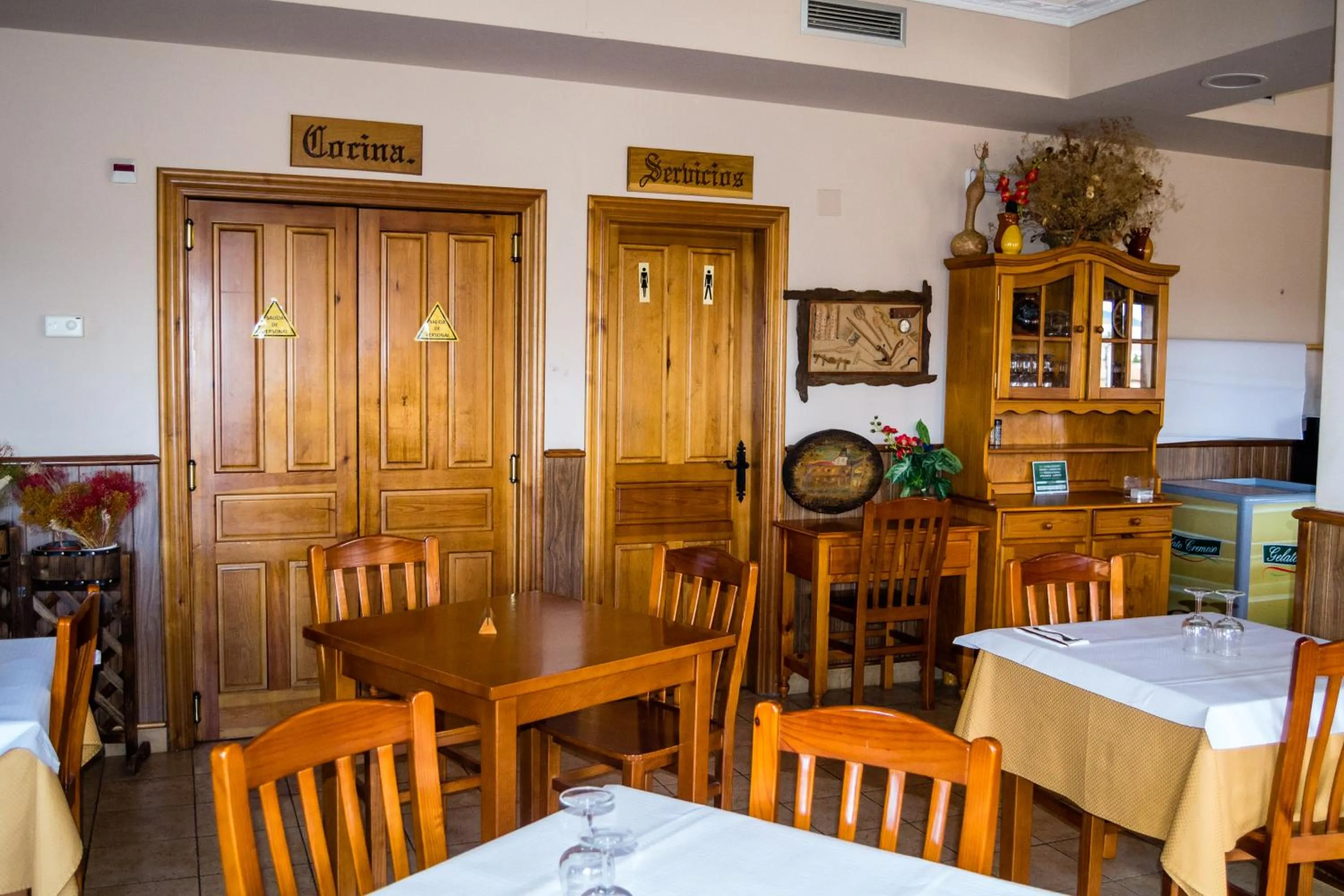 El Roble Hotel Restaurante