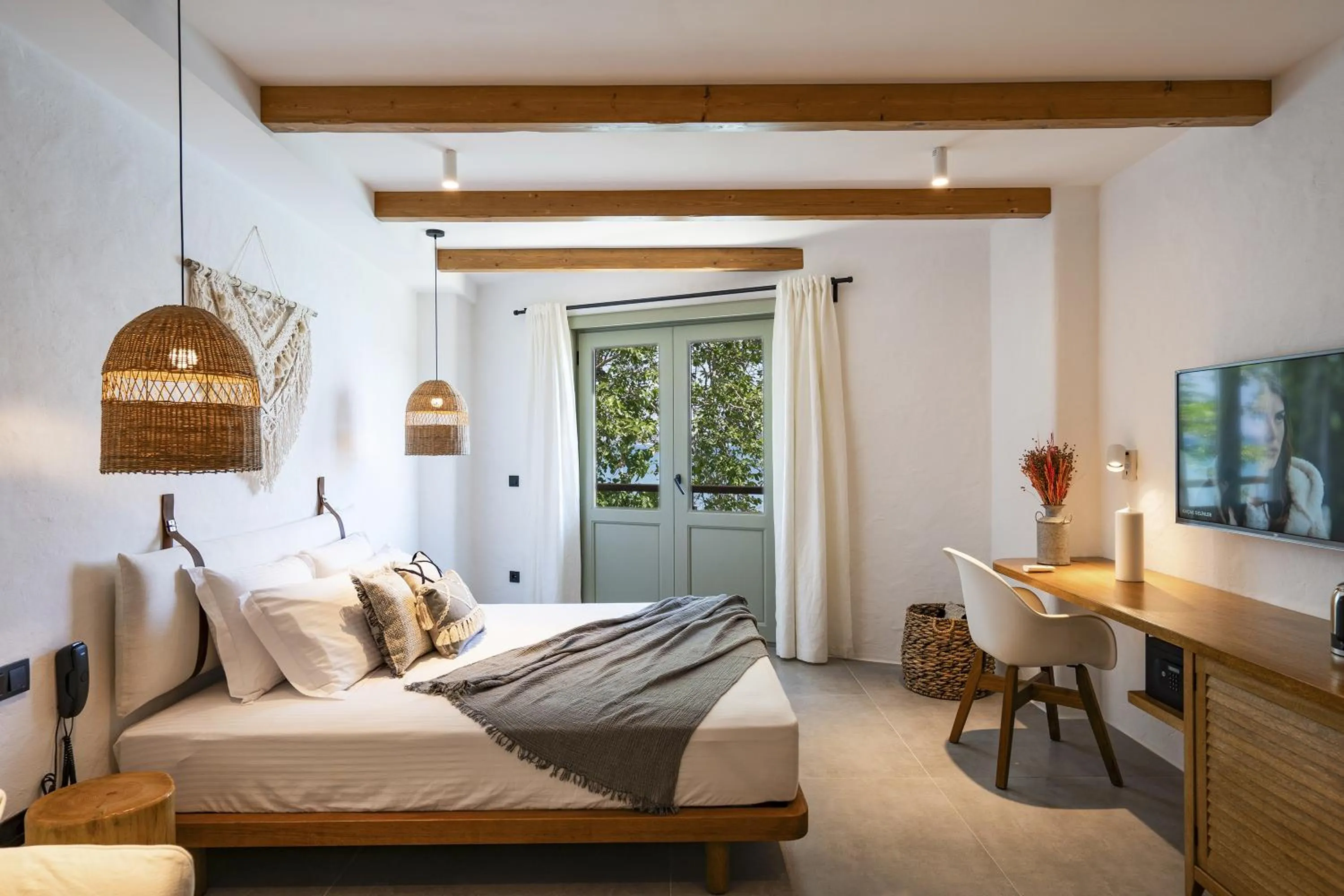 TV and multimedia, Bed in Carpe Diem Boutique Hotel - Adults Only