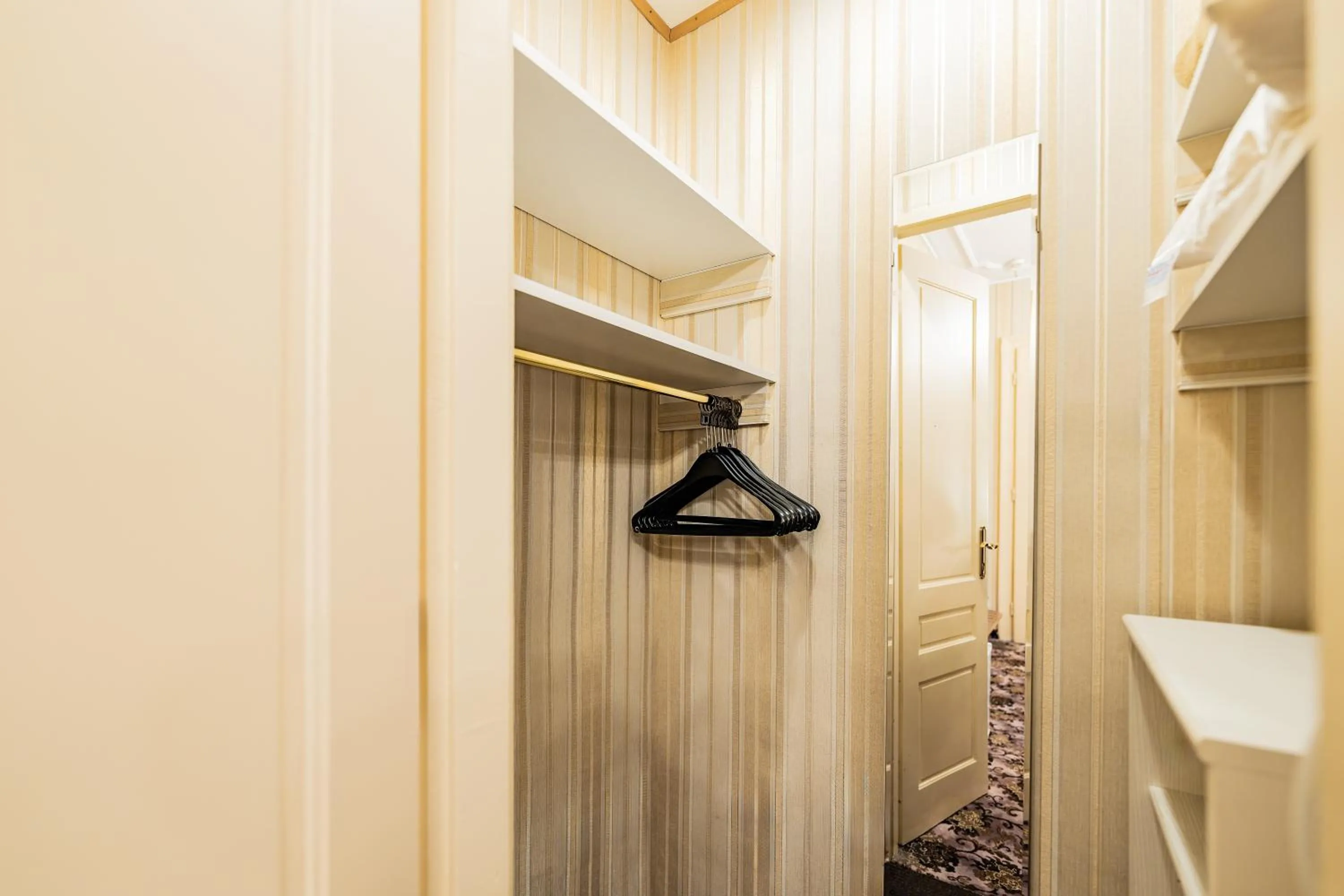 wardrobe in Hotel Pension Baronesse