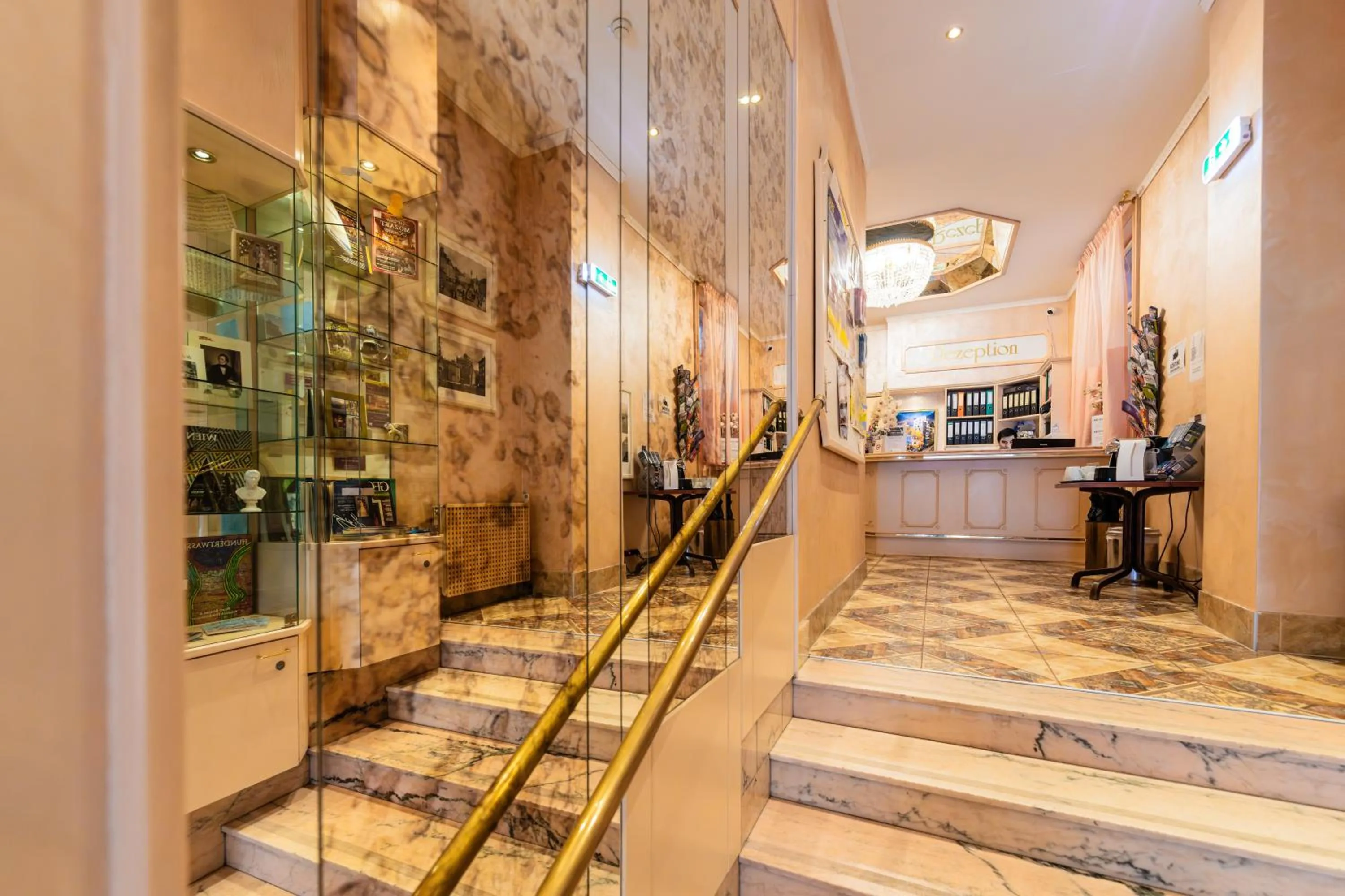 Lobby or reception in Hotel Pension Baronesse