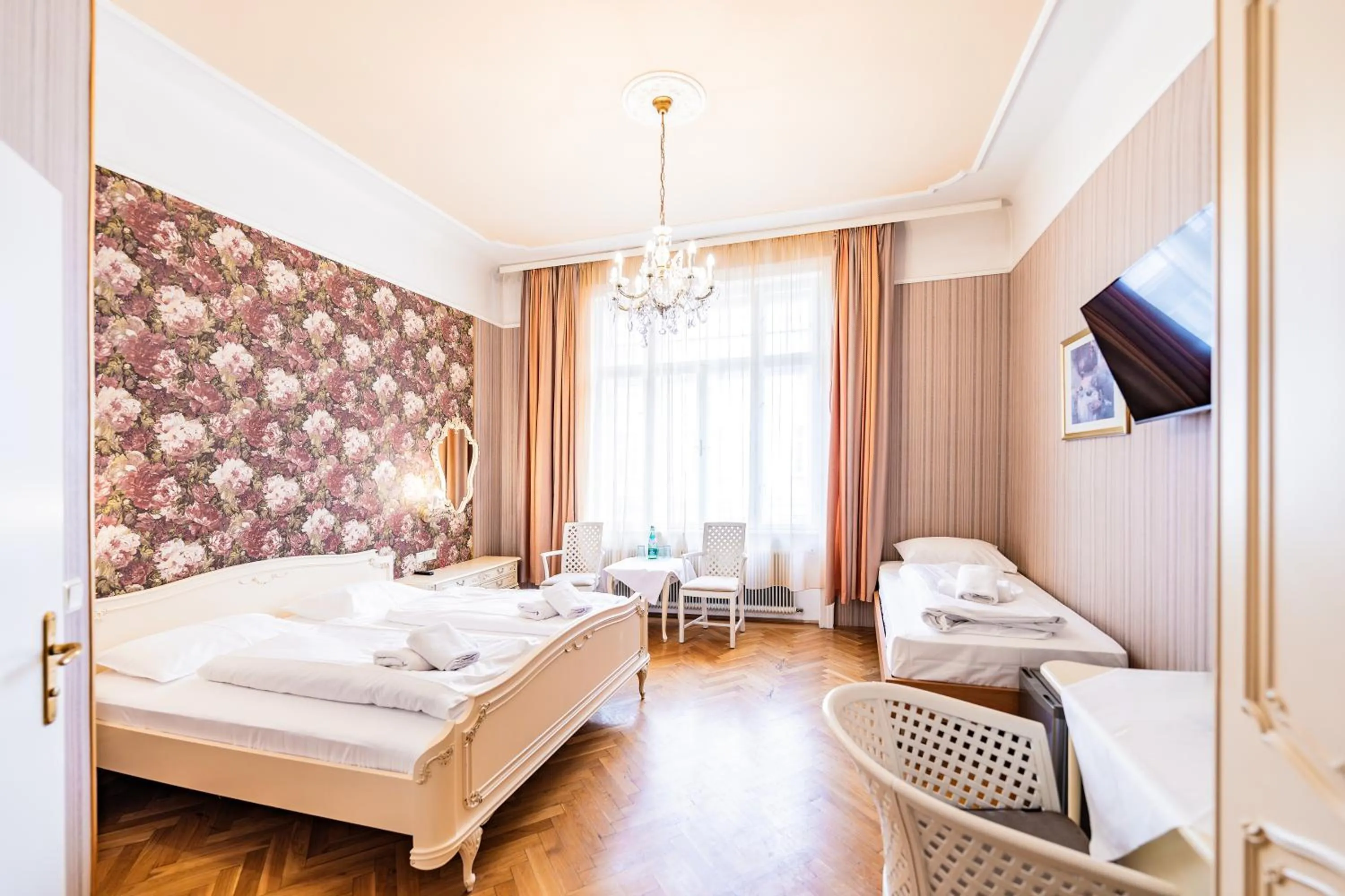 Bed in Hotel Pension Baronesse