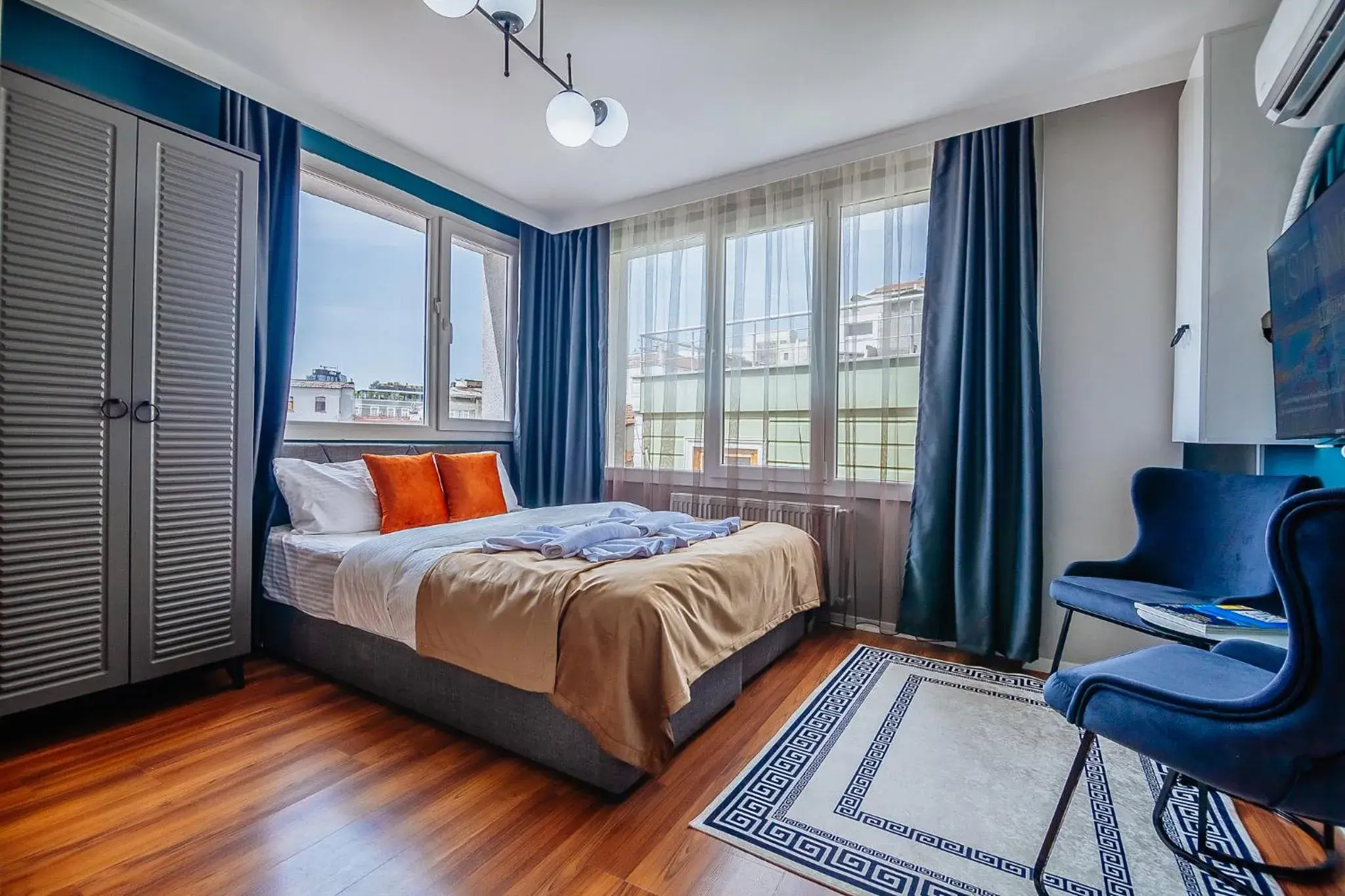 Standard Queen Room in Taksim Wonder Suites Standard Queen Room in Taksim Wonder Suites