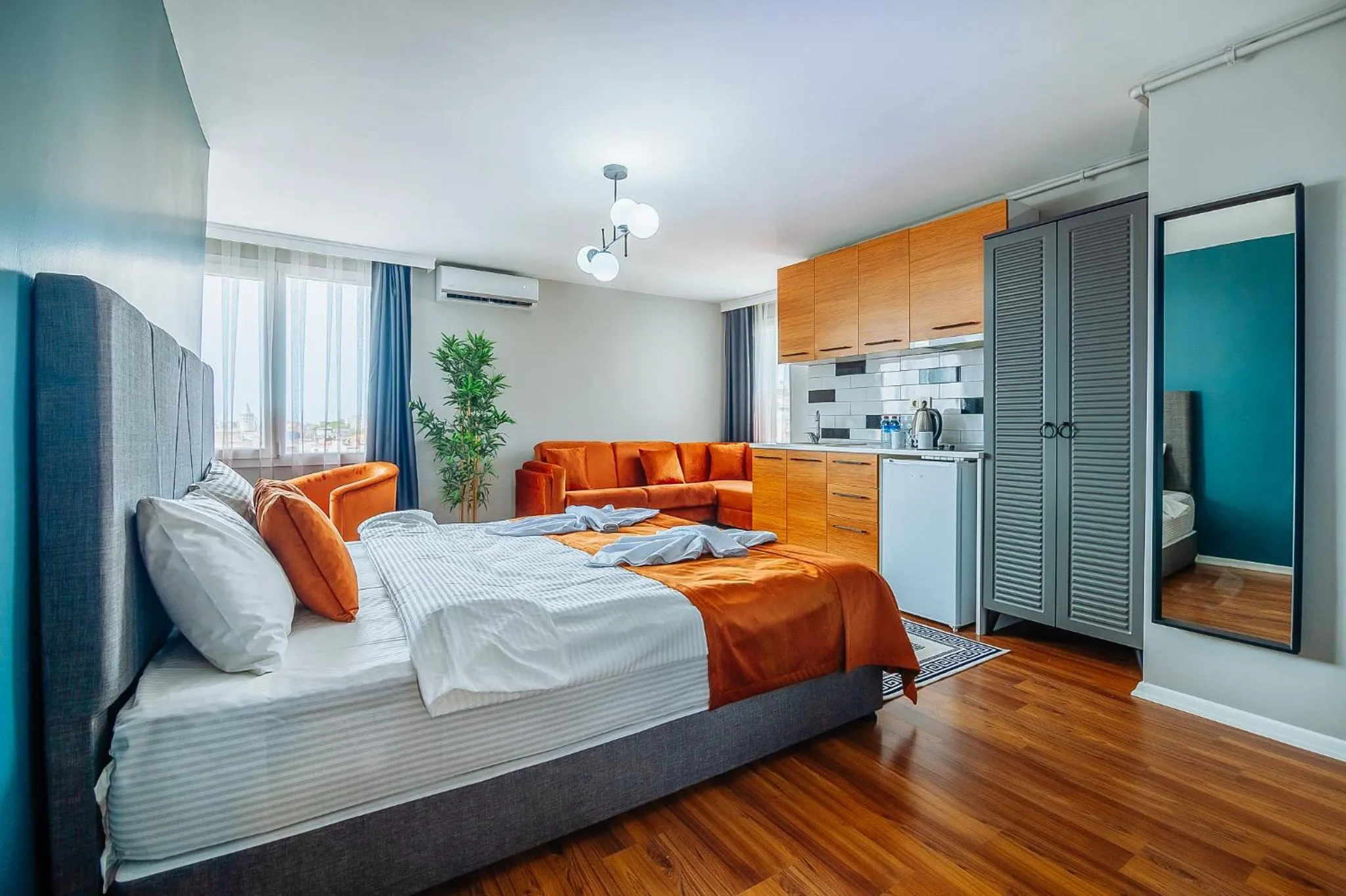 Photo of the whole room, Bed in Taksim Wonder Suites