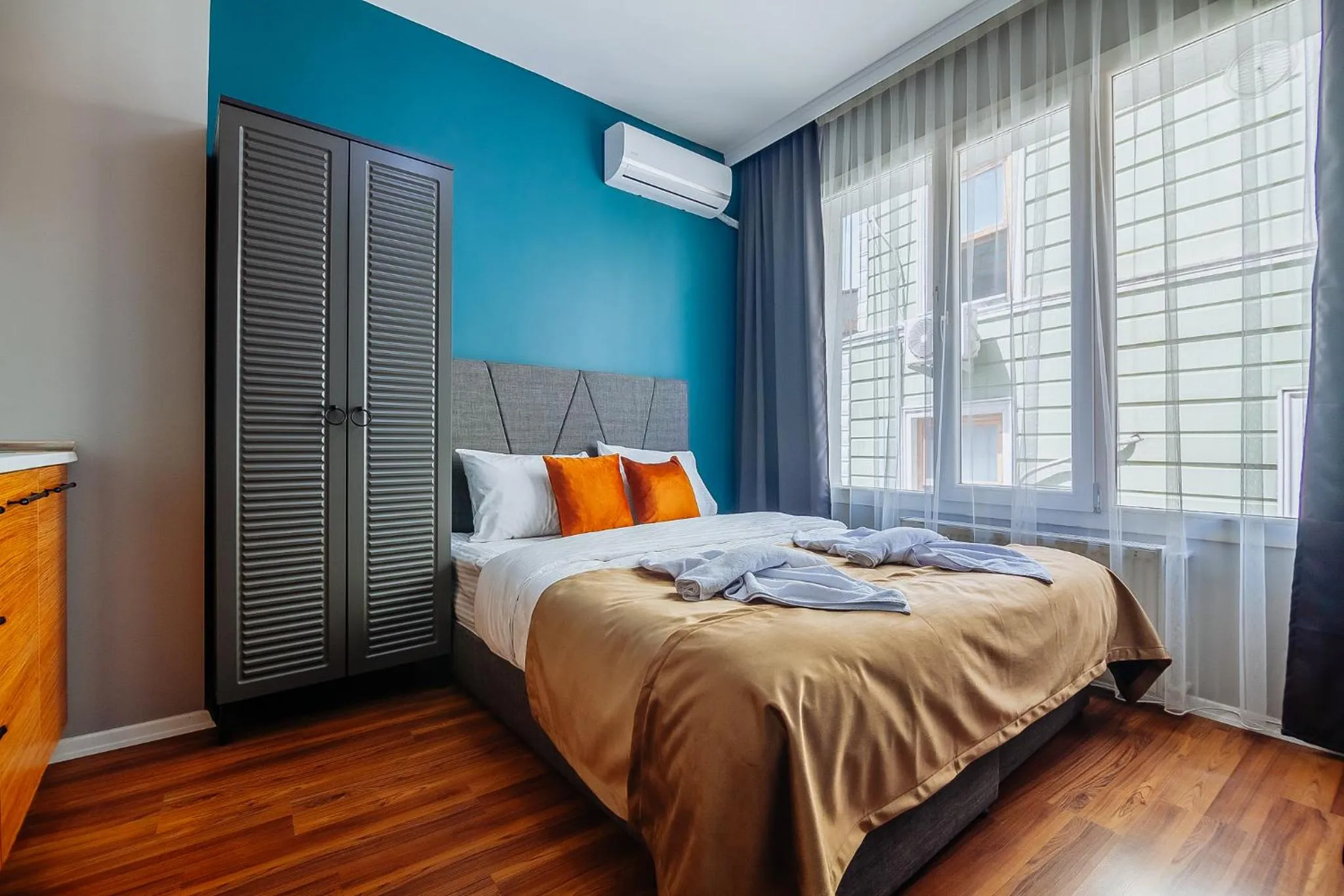 Bed in Taksim Wonder Suites