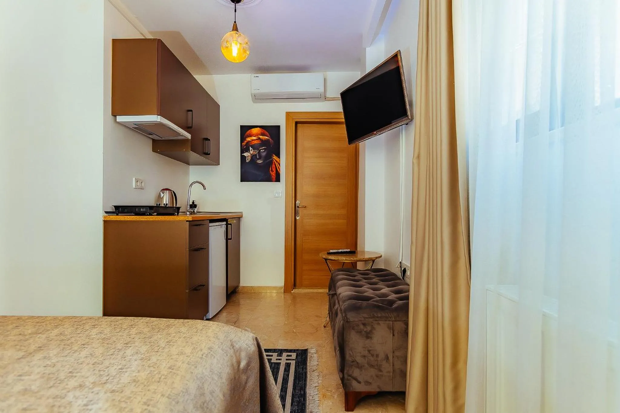 Kitchen or kitchenette, Bed in Taksim Wonder Suites