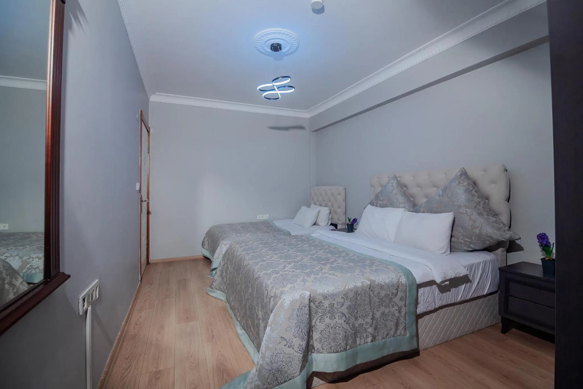 Bed in Taksim Wonder Suites