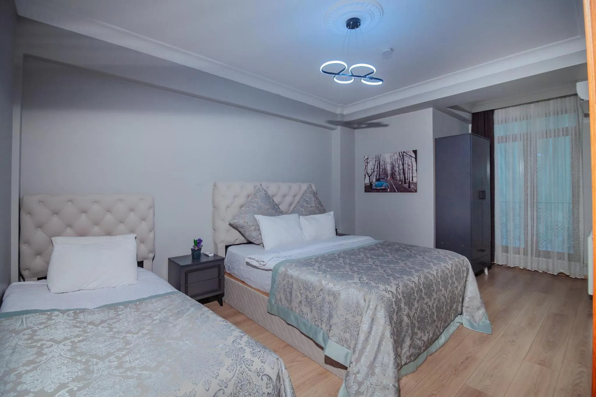 Bed in Taksim Wonder Suites